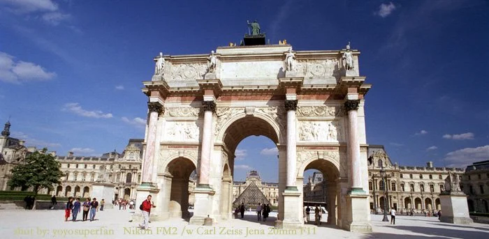 louvre03.jpg