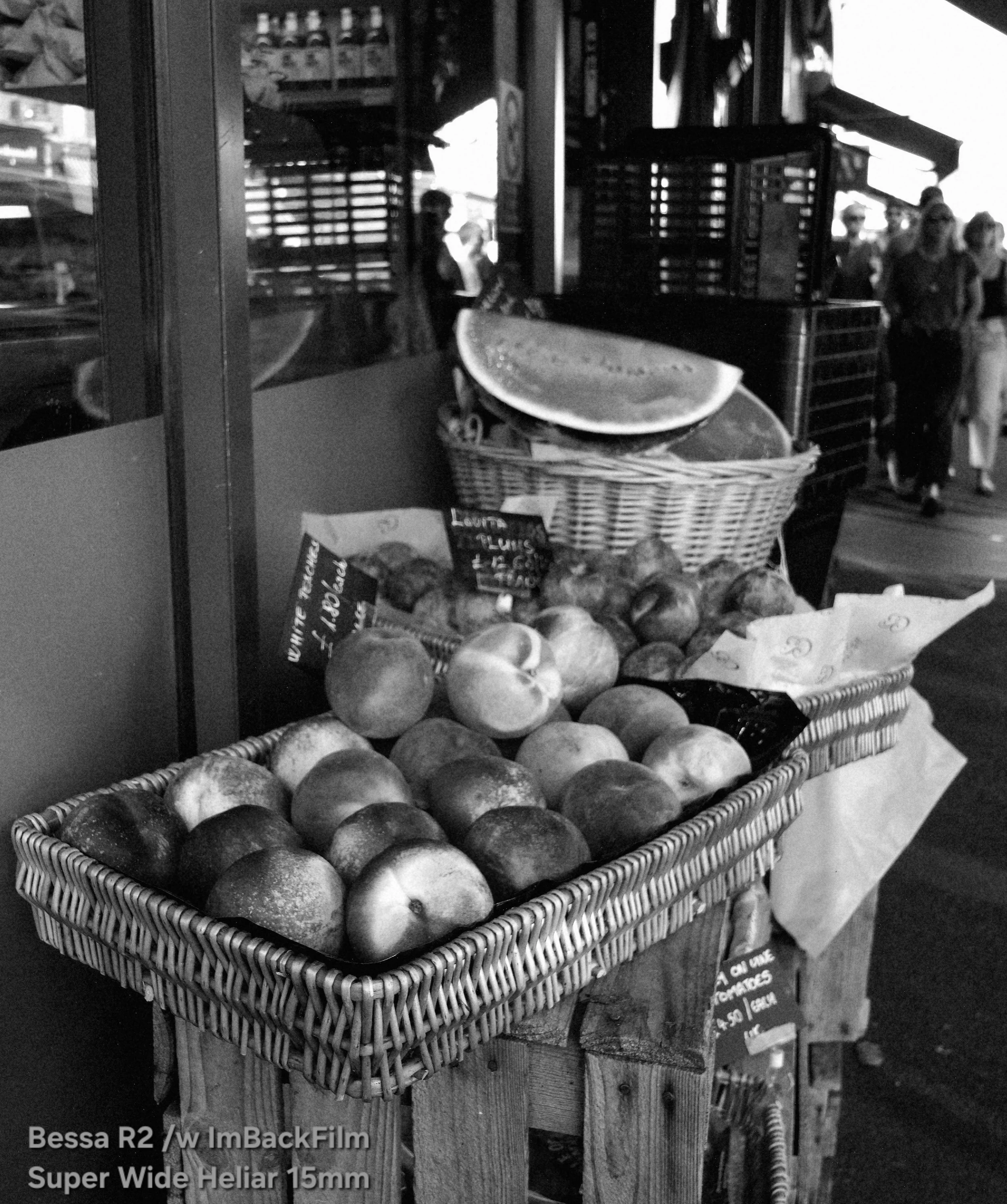 Chiswick_September_02_BW.jpg