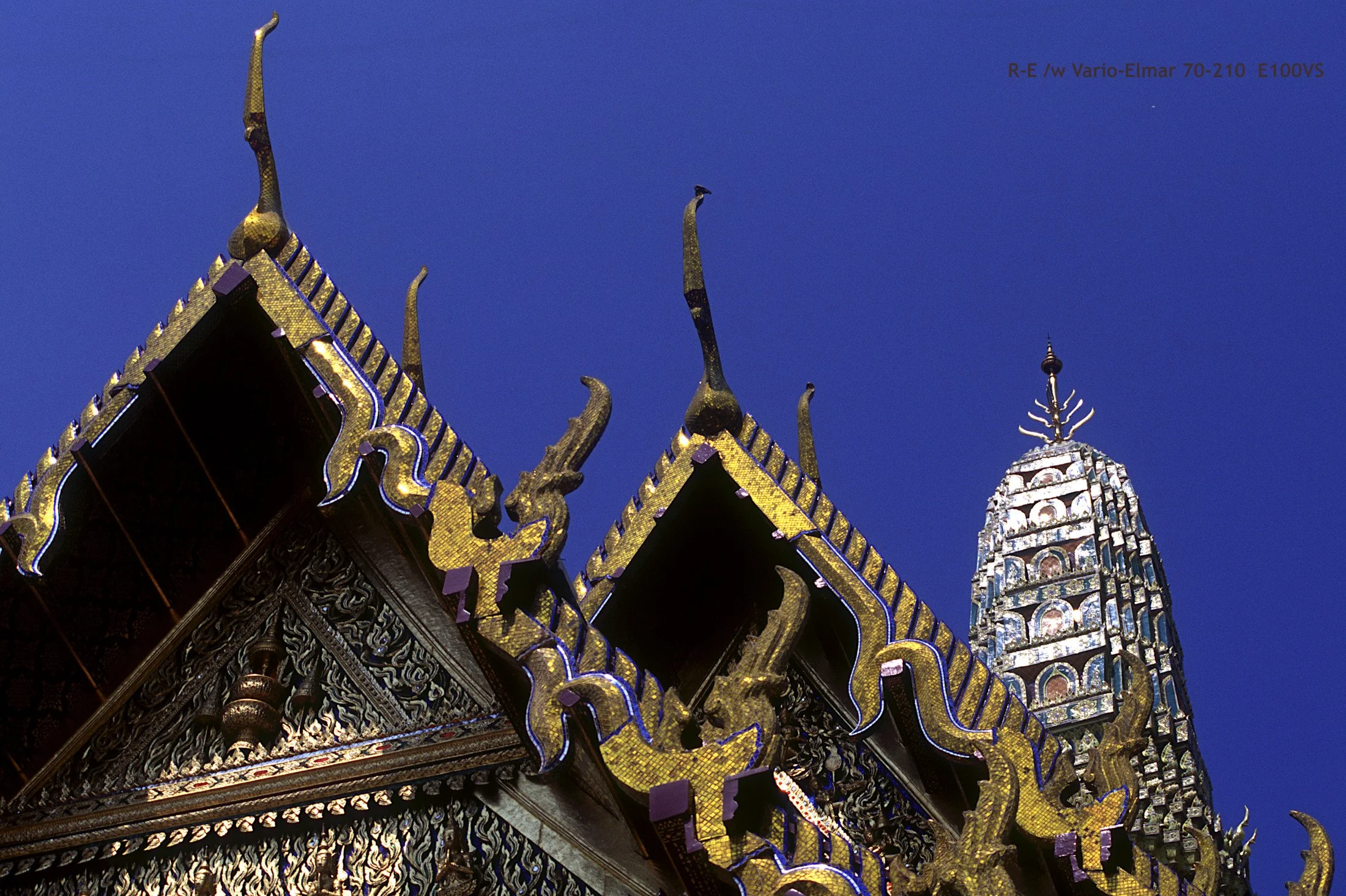 04_Bangkok_Roof.jpg