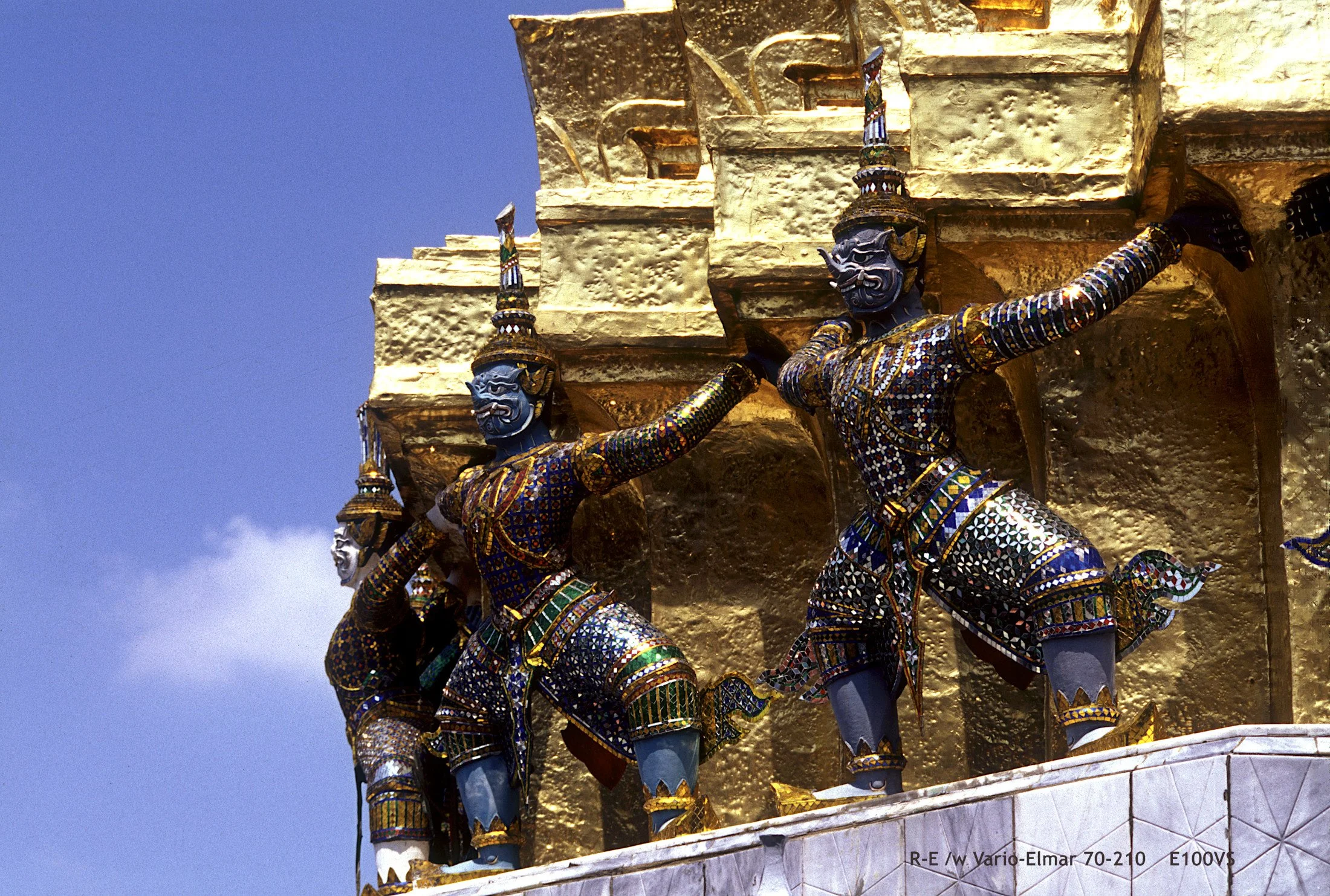 05_Bangkok_Roof&Demon.jpg