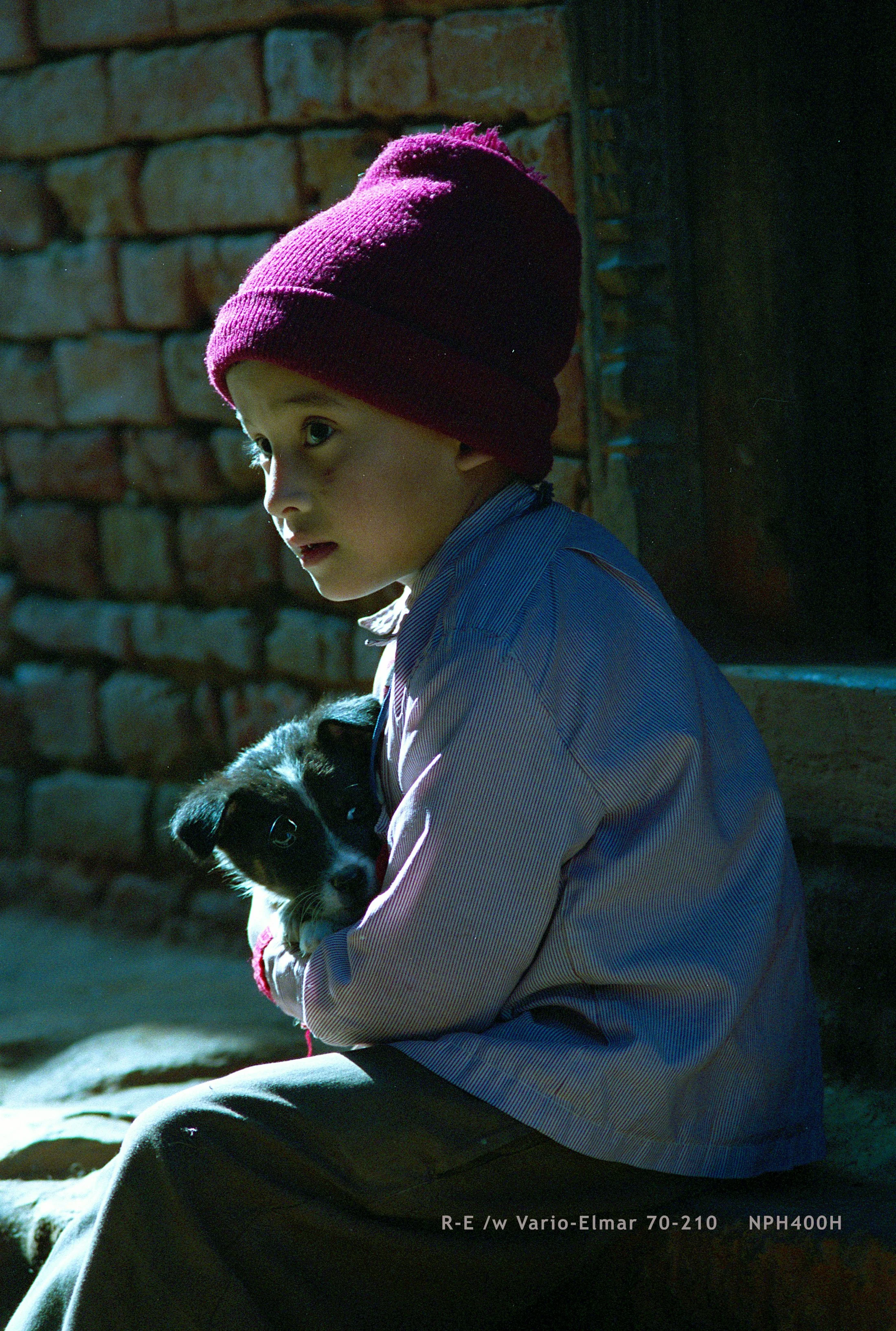 Kathmandu_dogkid(42bit).jpg