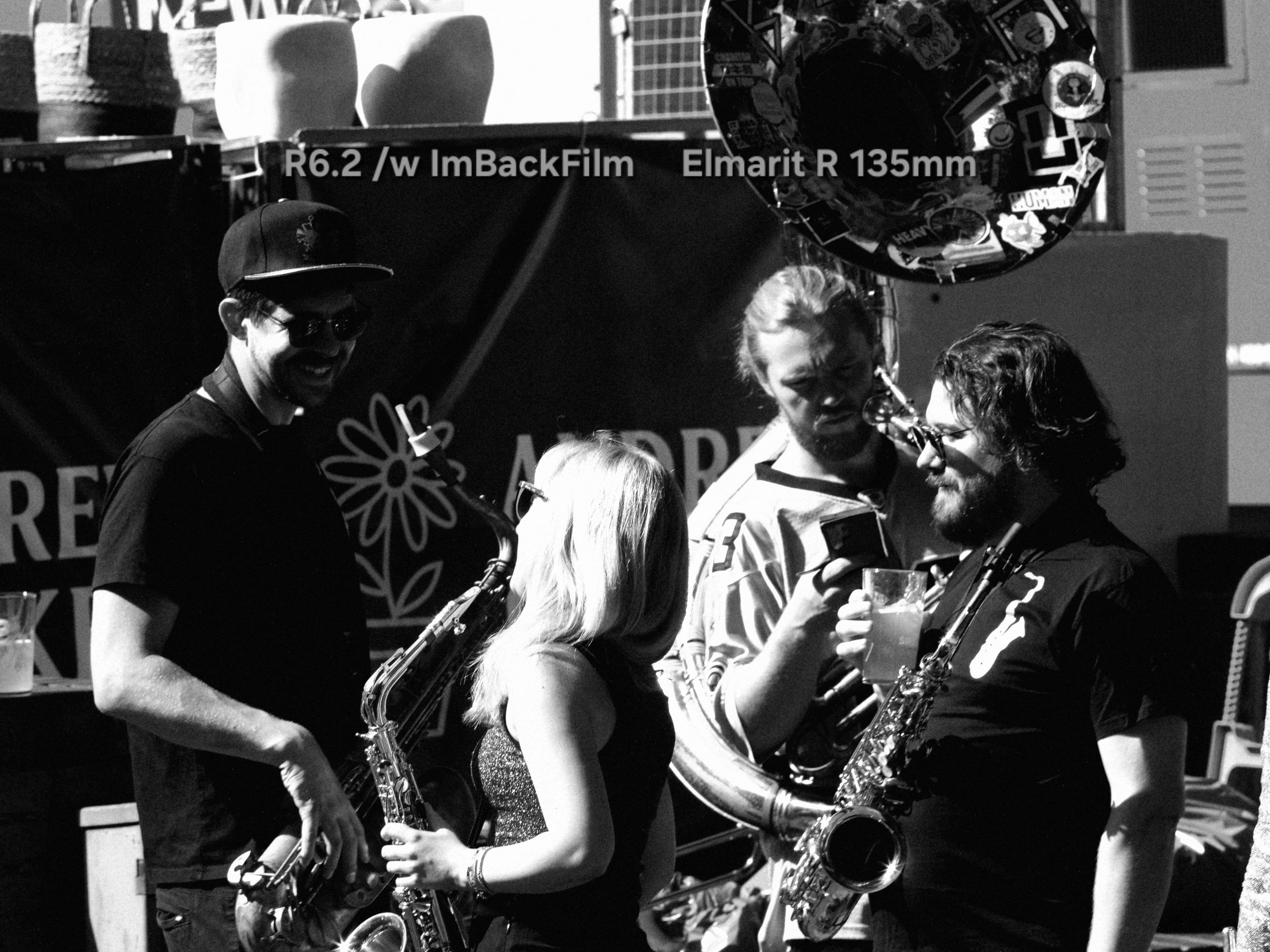 Chiswick_Flower_Market_September_10_BW.jpg