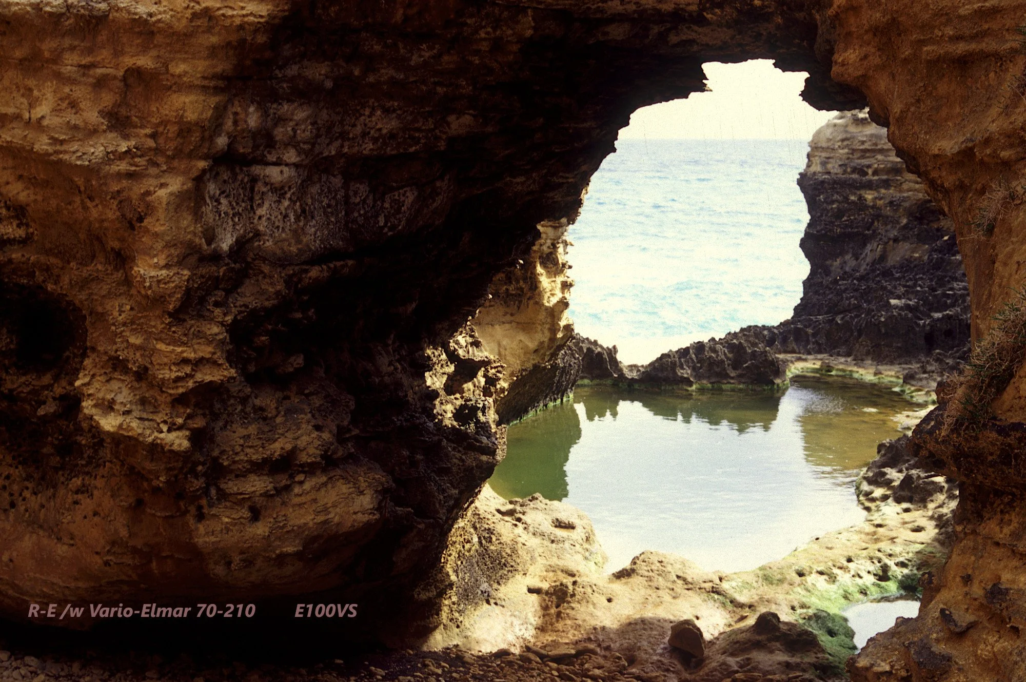 28_The Grotto_coast.jpg