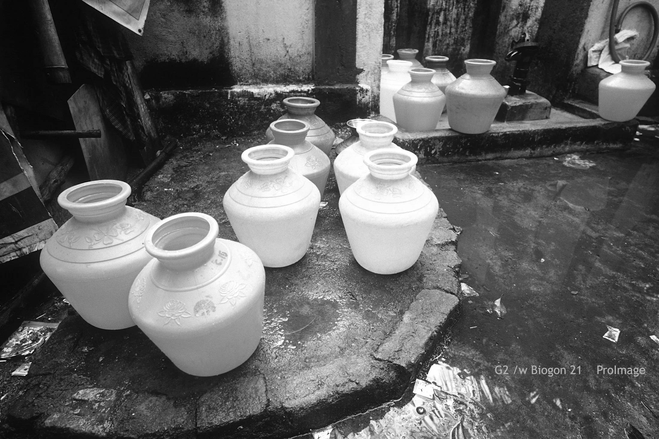 14_Chennai_pot_BW.jpg
