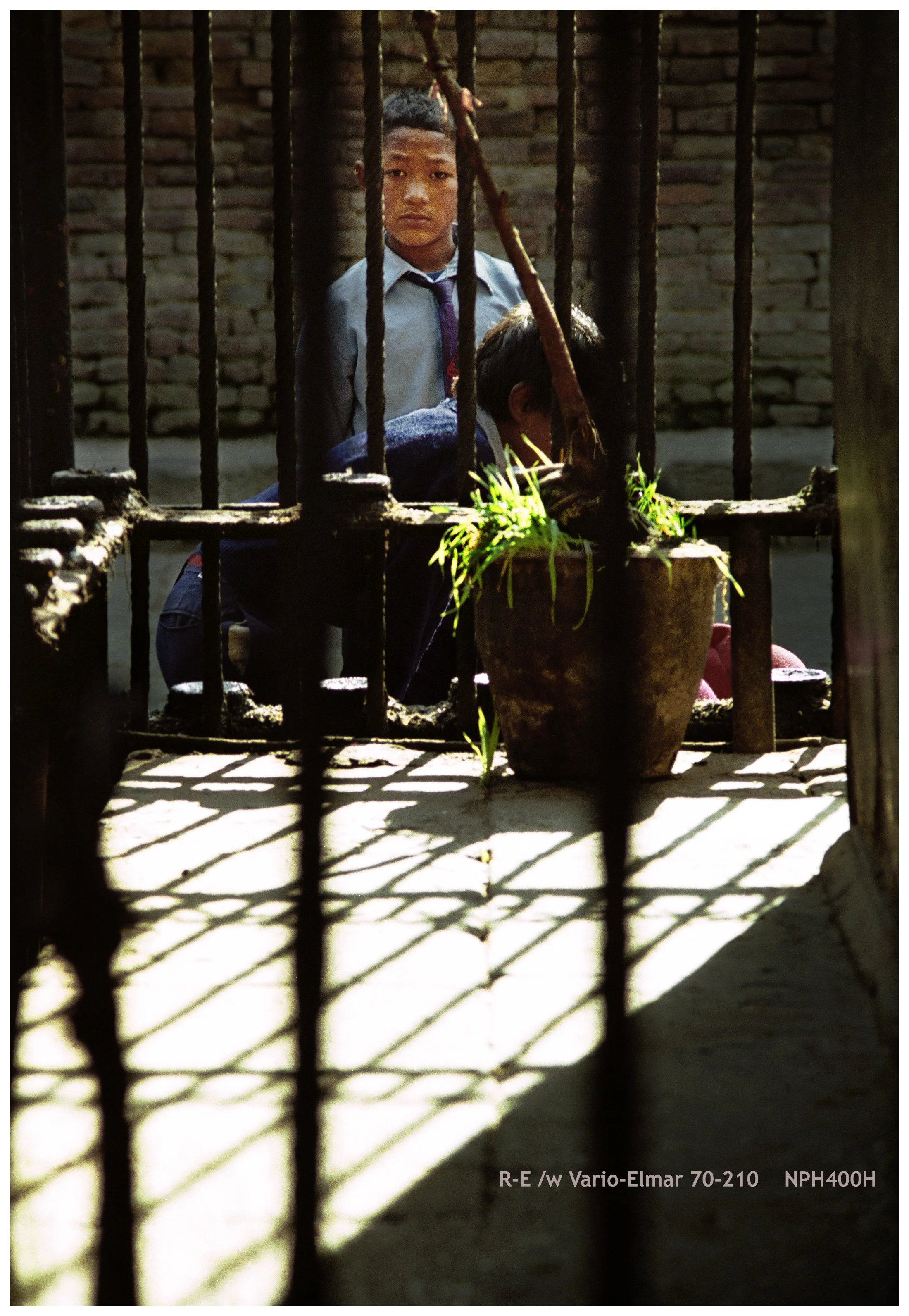 Kathmandu_Boy(42bit).jpg