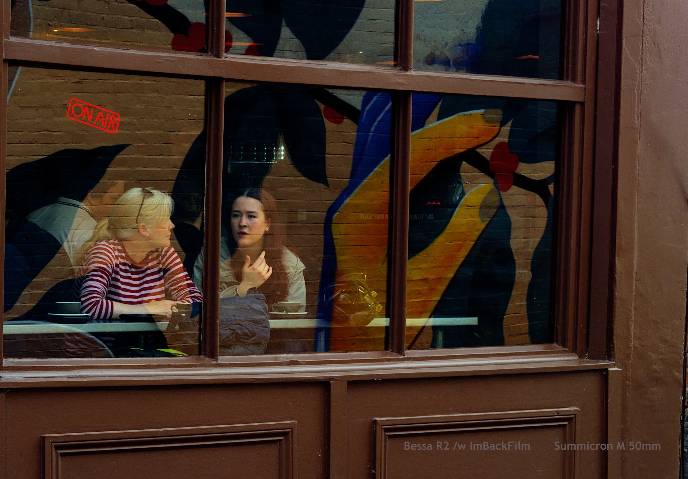 Chiswick_FlowerMarket_ImBackFilm_Windows_1.jpg