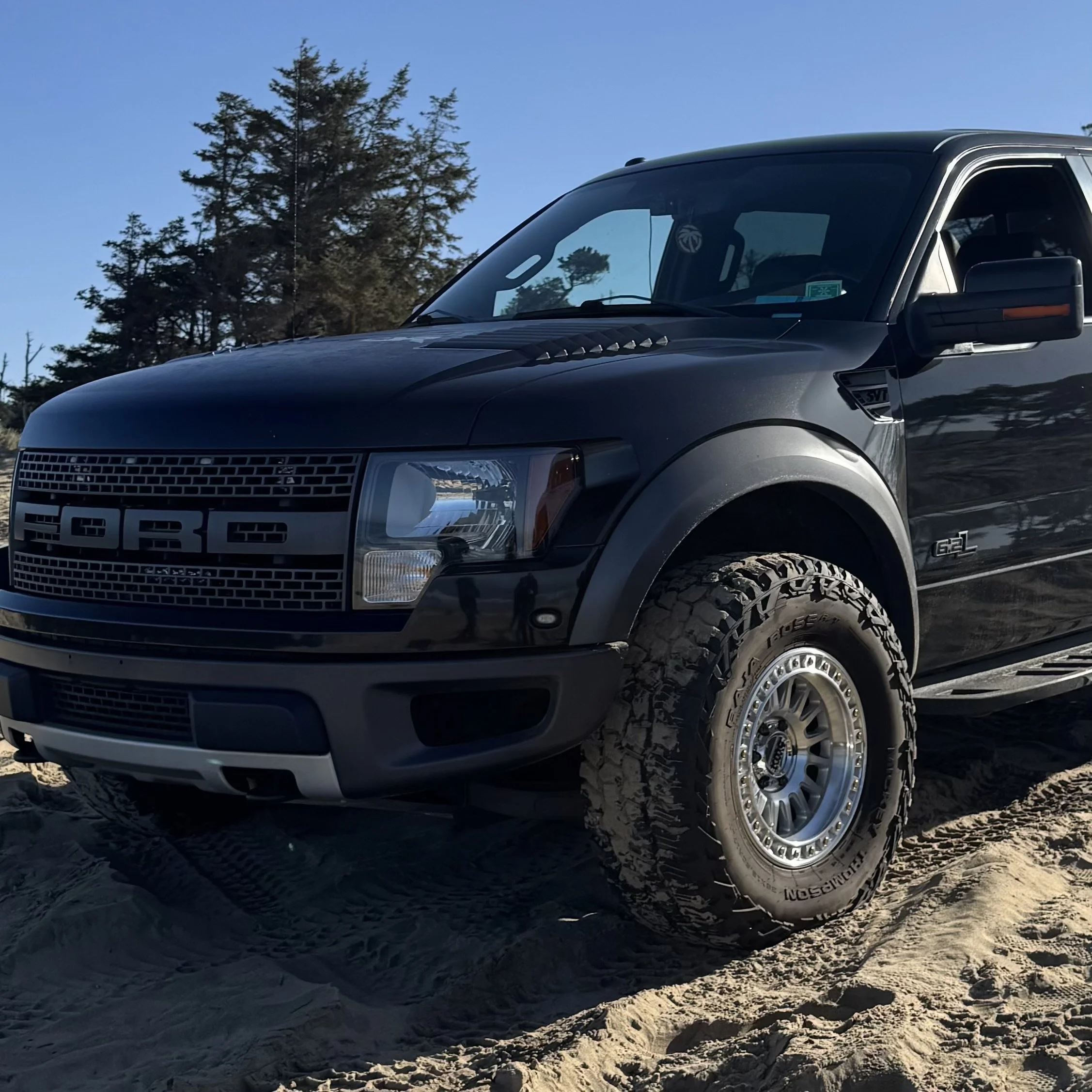 Ford Raptor shock rebuild service (Local Dropoff ONLY)