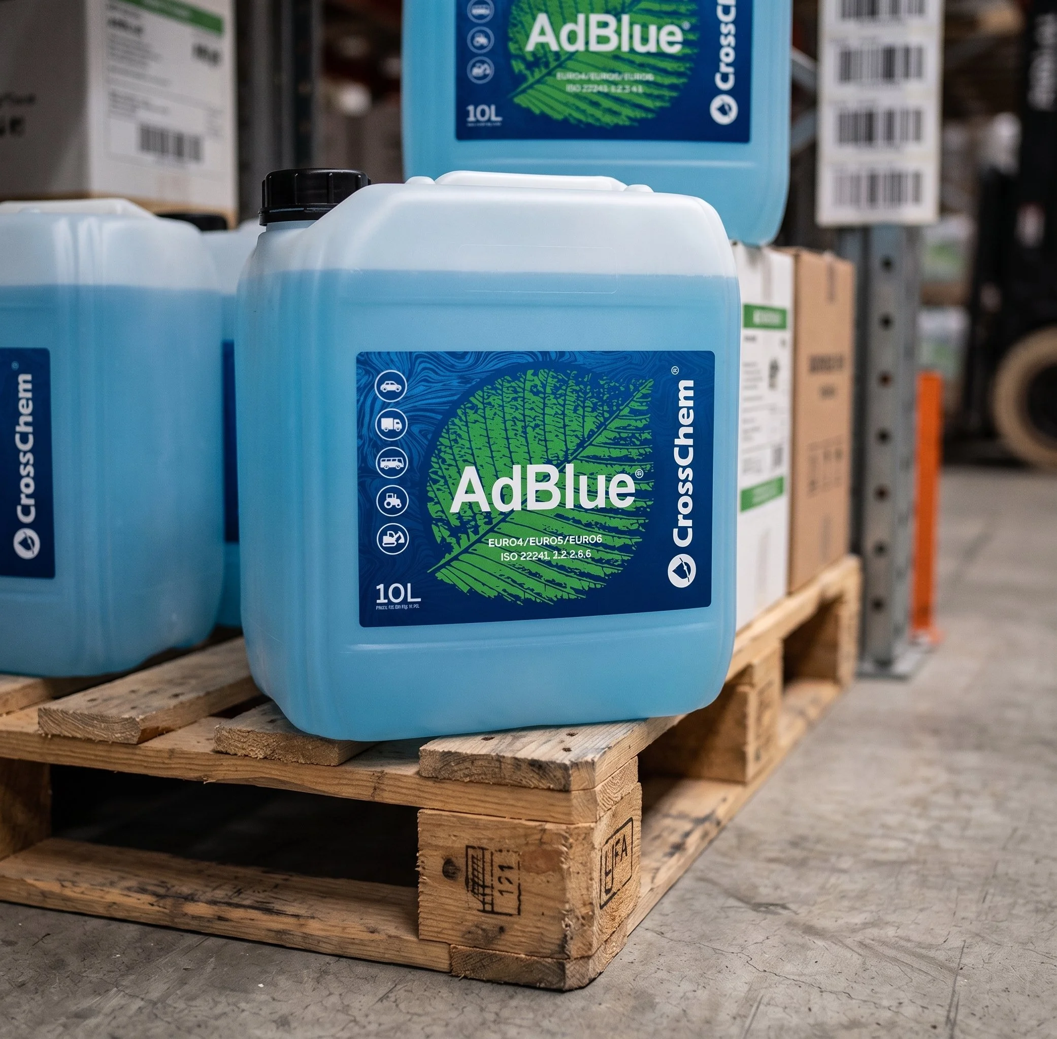 CrossChem AdBlue® ar piltuvi (10 L)