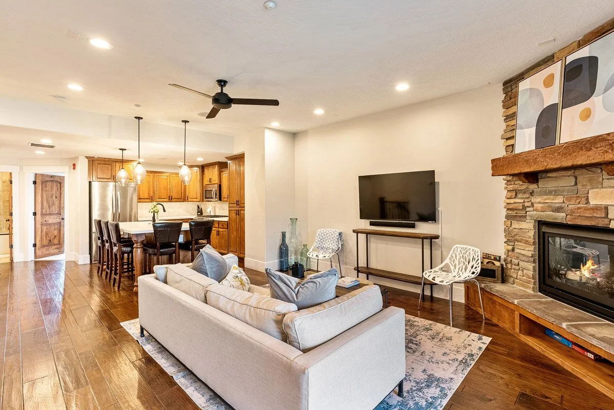 6 - 13404 Alexis Drive.jpg