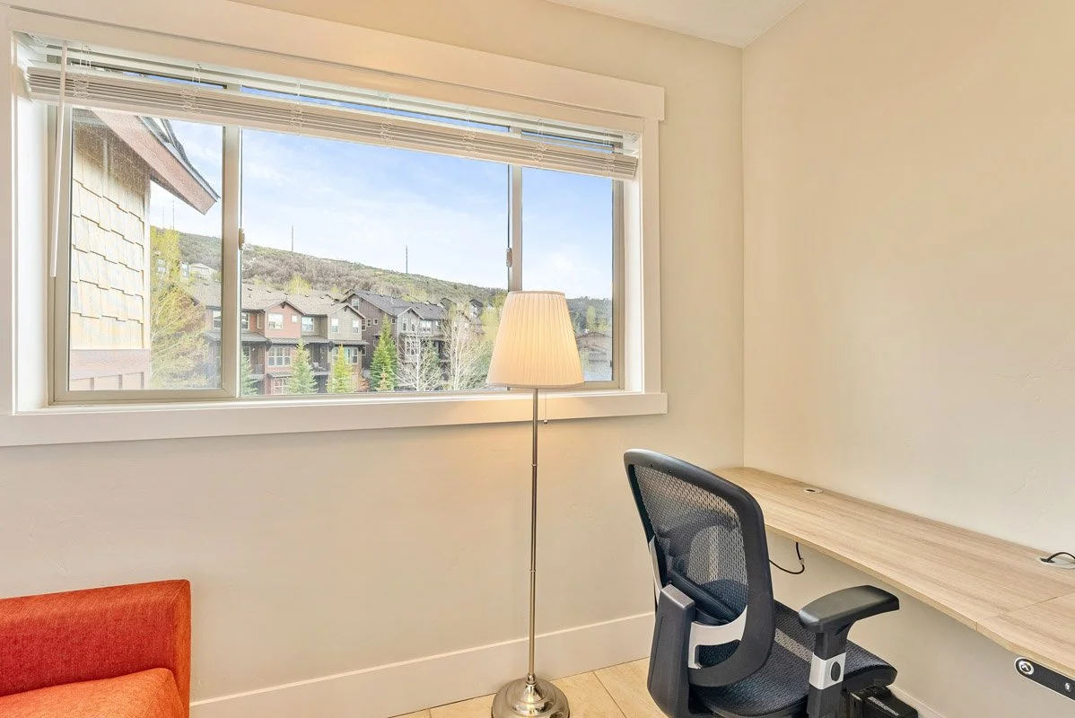 28 - 13404 Alexis Drive.jpg