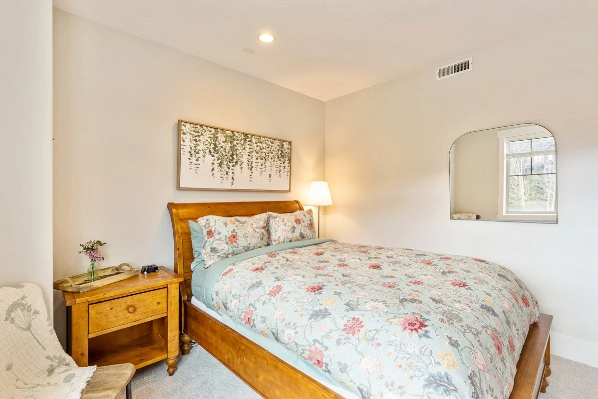 16 - 13404 Alexis Drive.jpg