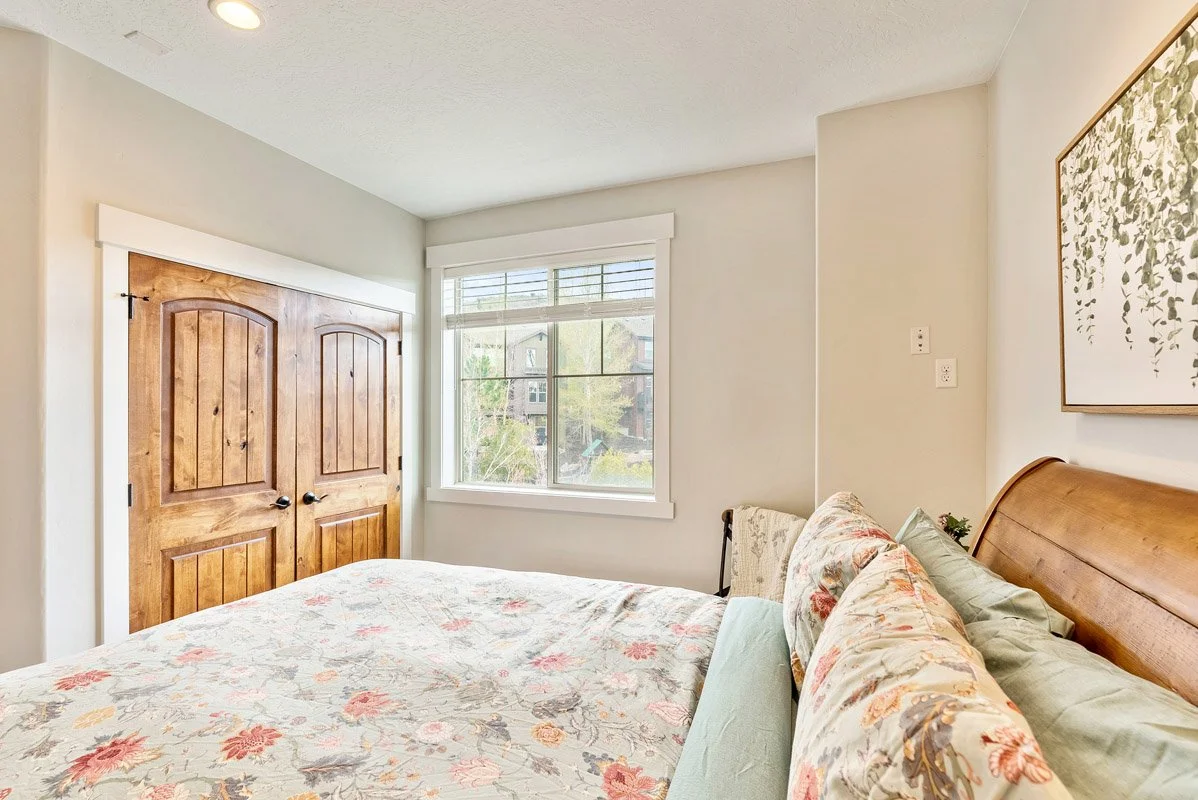 17 - 13404 Alexis Drive.jpg