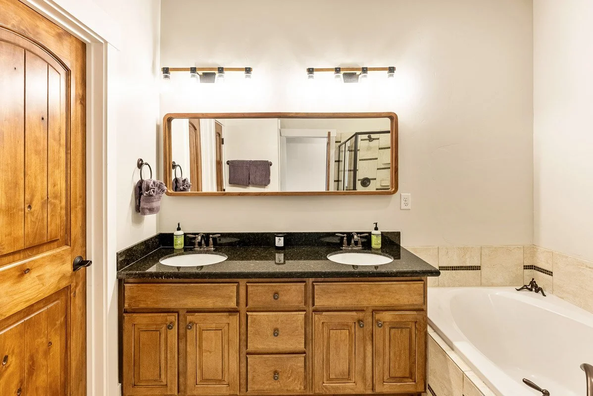 26 - 13404 Alexis Drive.jpg