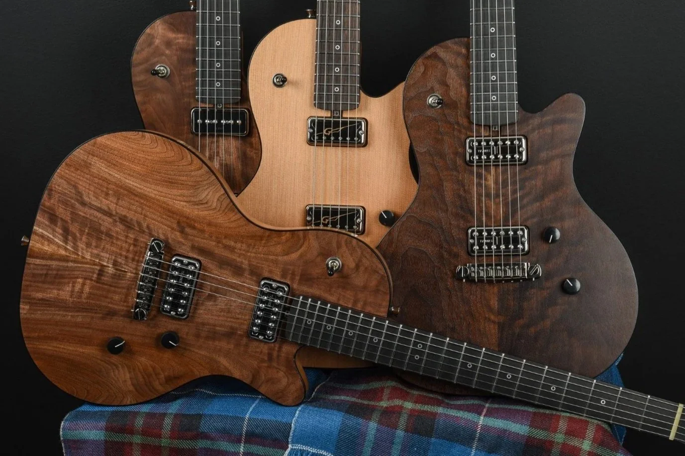 The Voltmaster isn’t just an electric guitar — it’s the moment thunder meets craftsmanship.