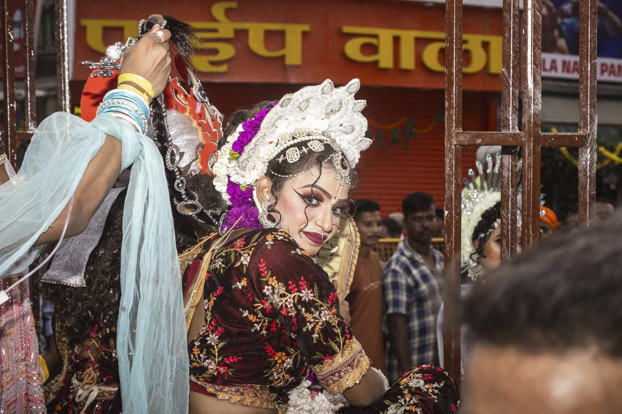 She looked back once. Varanasi, India. 2025.