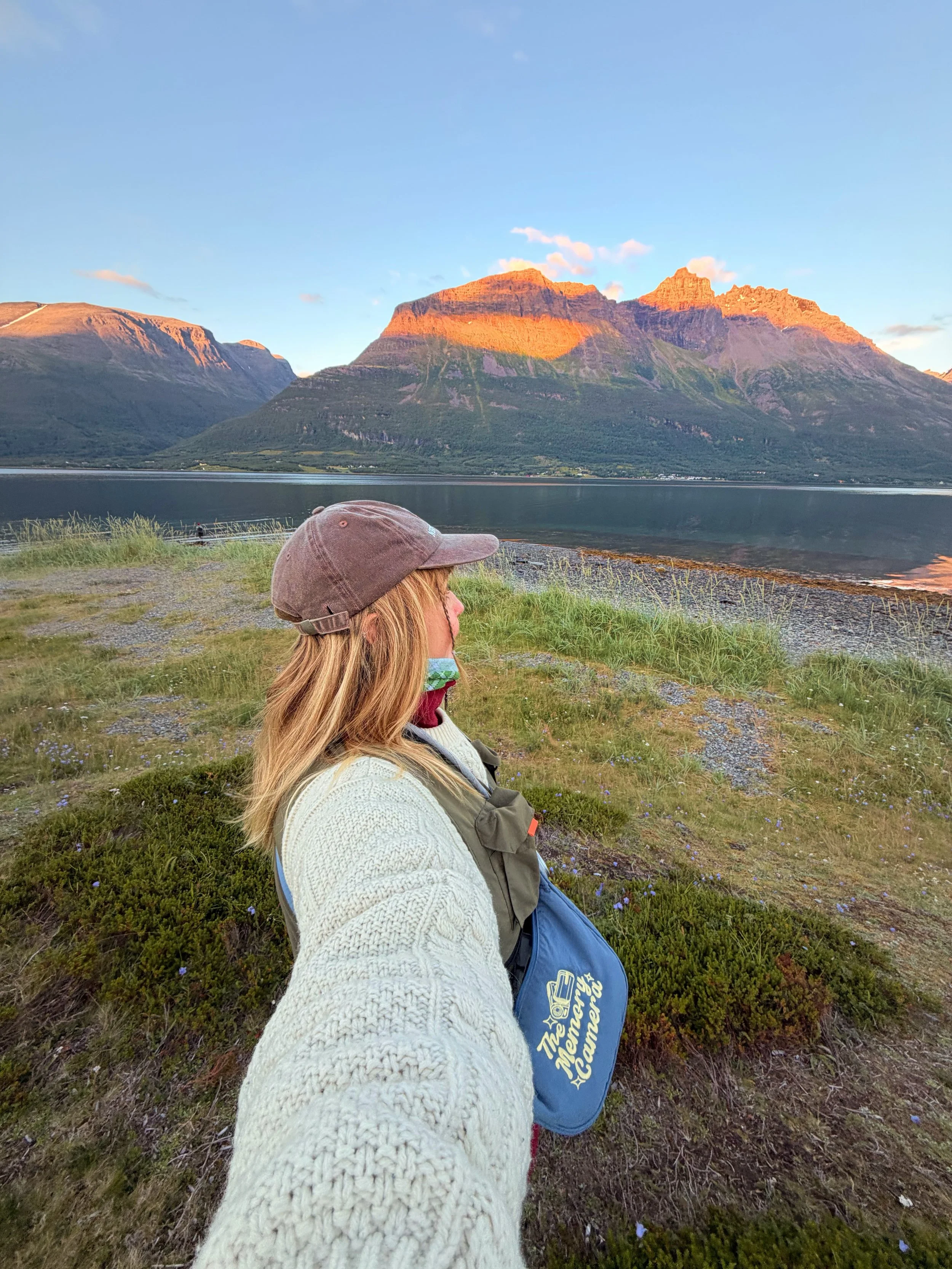 Out here in Norway capturing memories 🏔️🎥🤍🇳🇴

Capture your own dream trip or honeymoon with our Core Memory Package - includes one 4K Camcorder, 3x batteries, 1x 256gb memory sd card and our custom camera bag 🫶🏻 

Book your Memory Camera now t