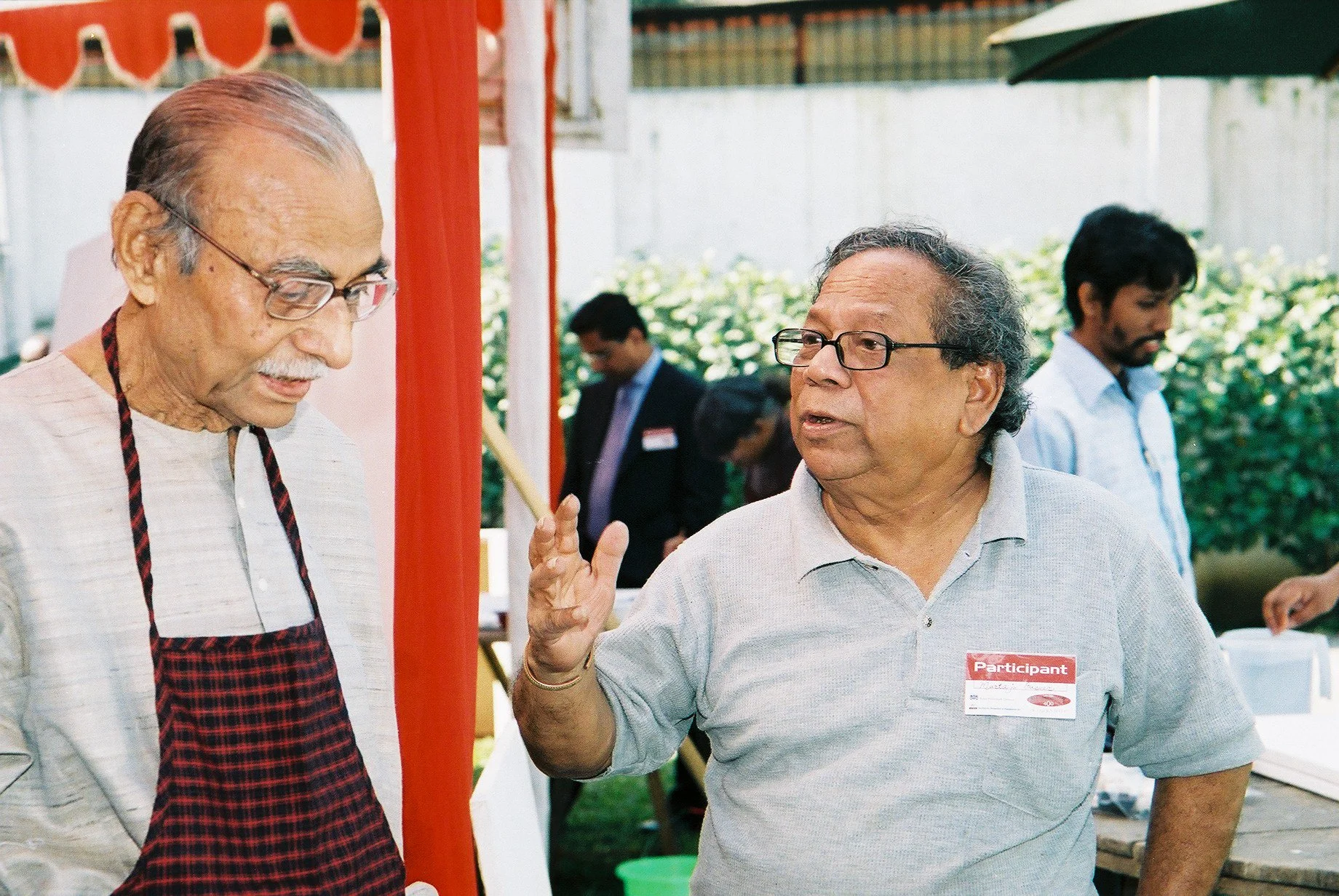 A photo of Kibria with Murtaja Bashir.jpg