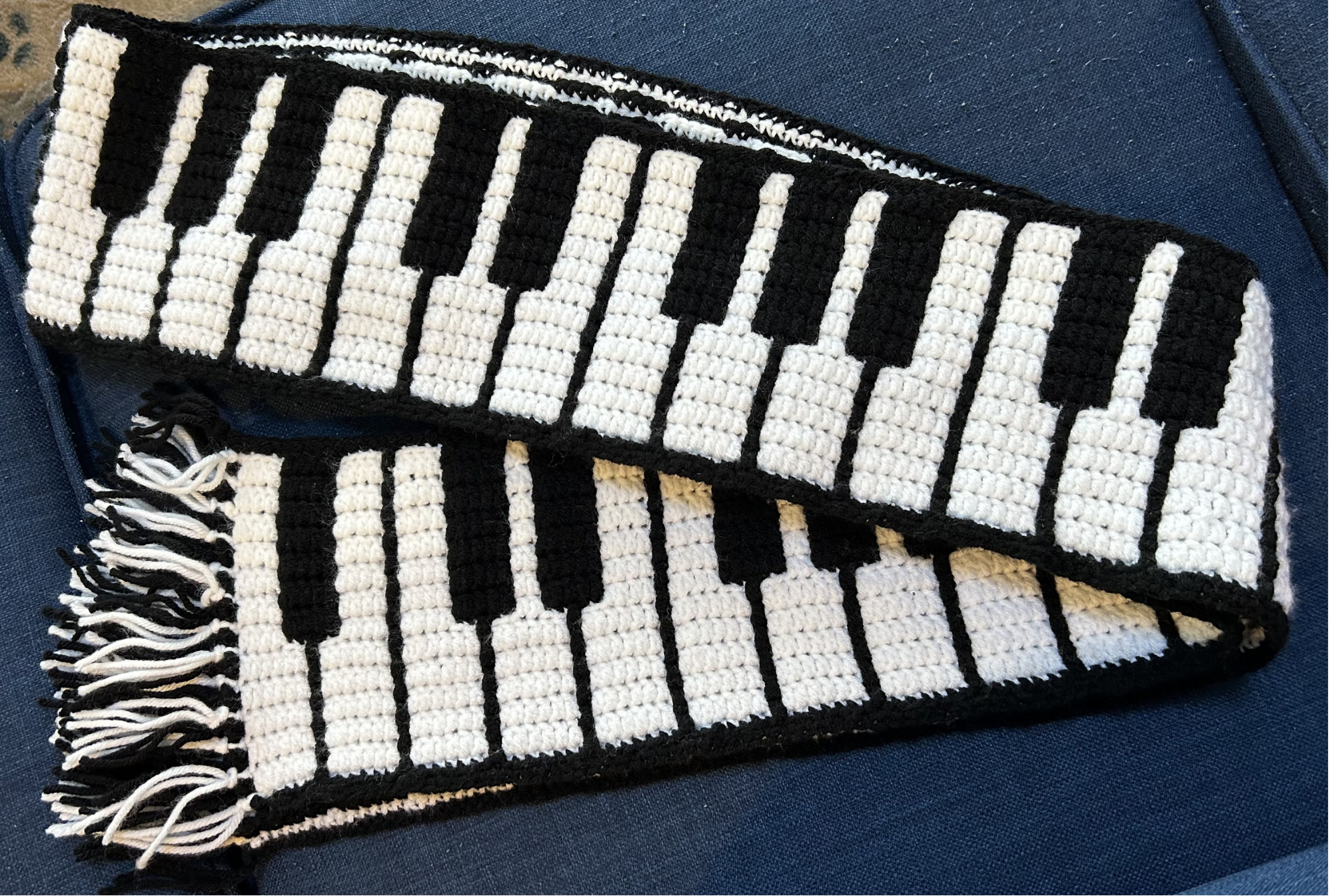 PIano Scarf 1.png