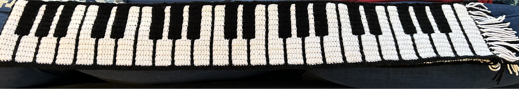 Piano Scarf 3.png