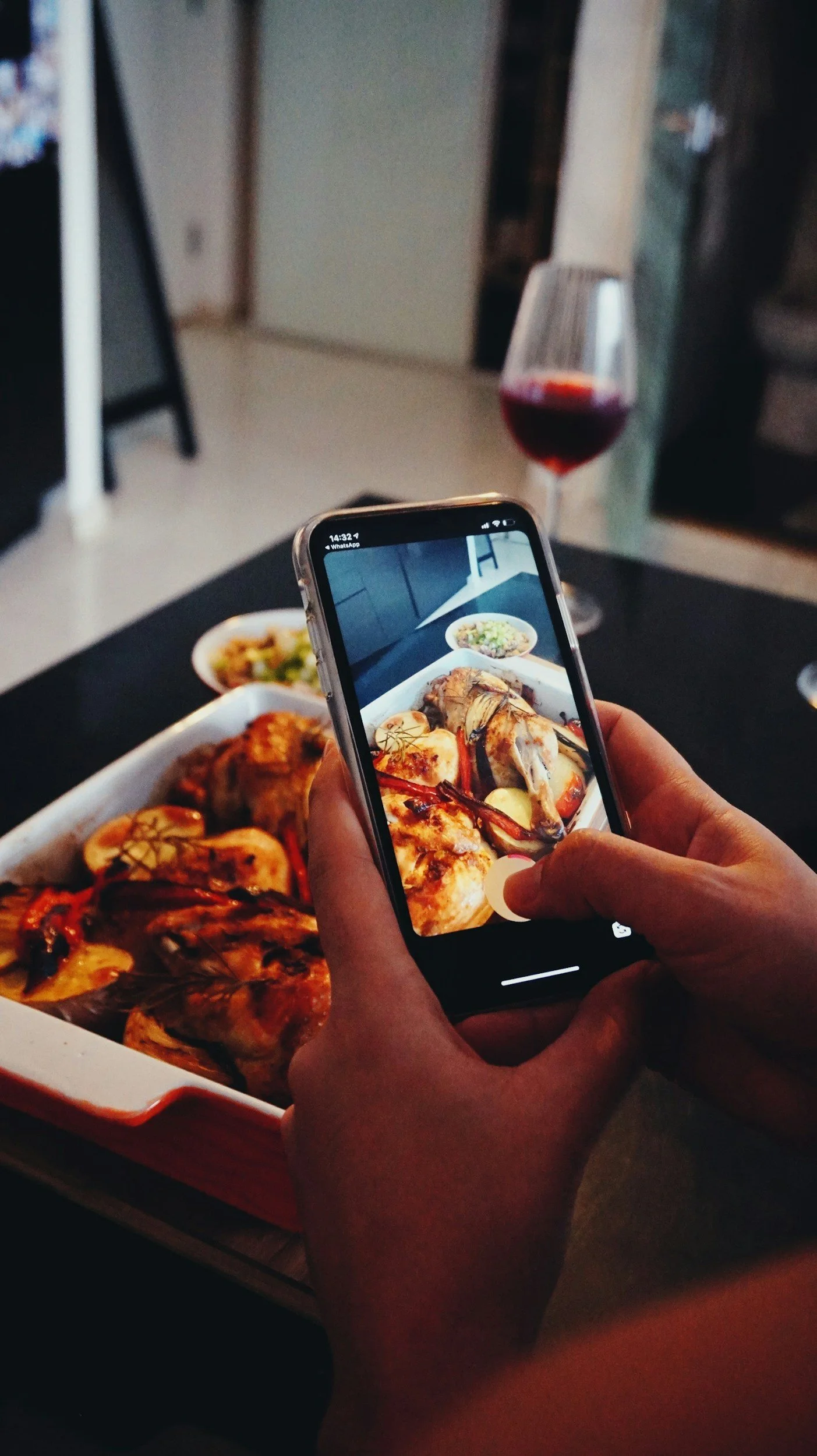 social media for restaurants.