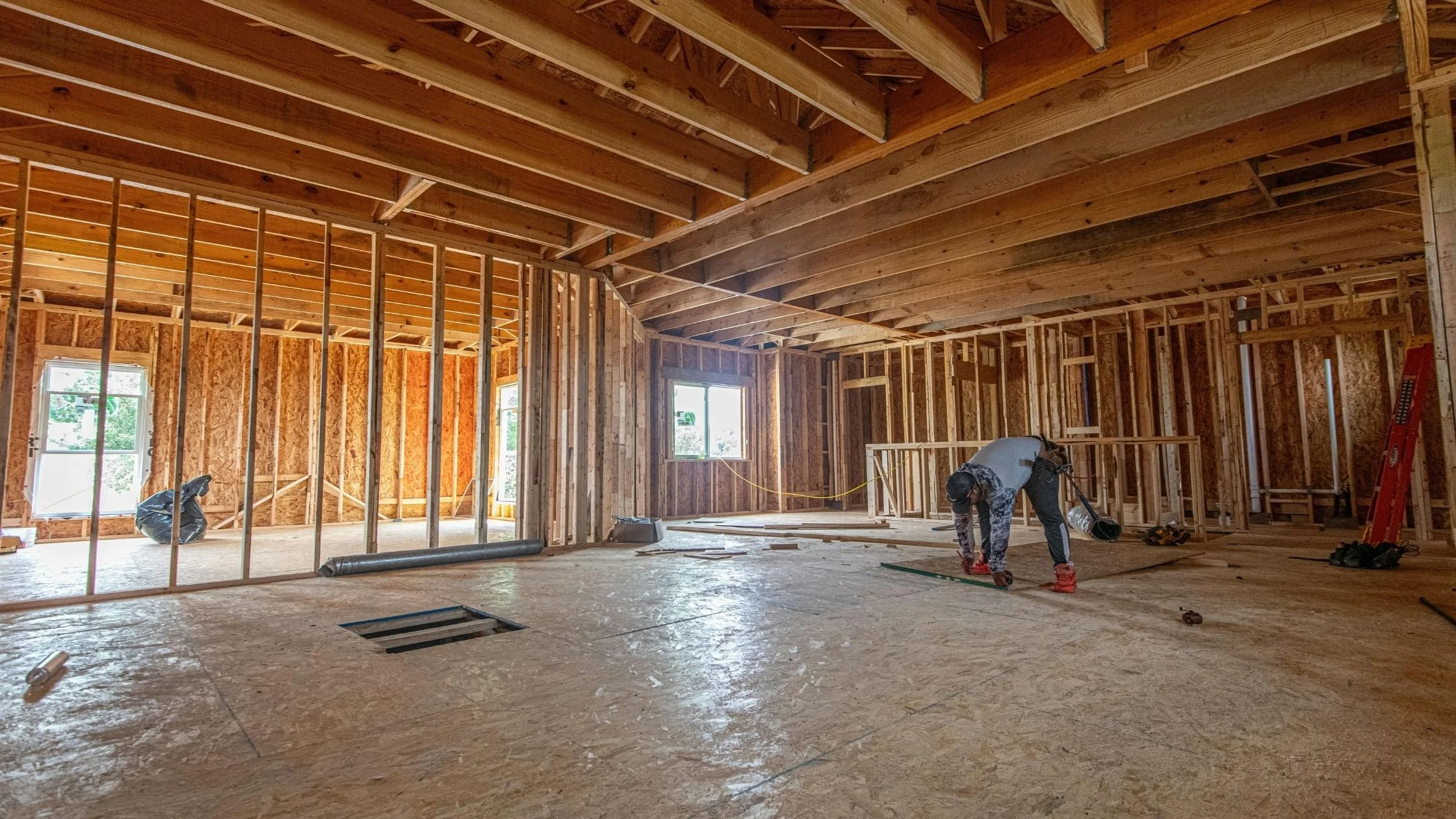 The Psychology of Choosing a Contractor: What Makes Homeowners Say Yes