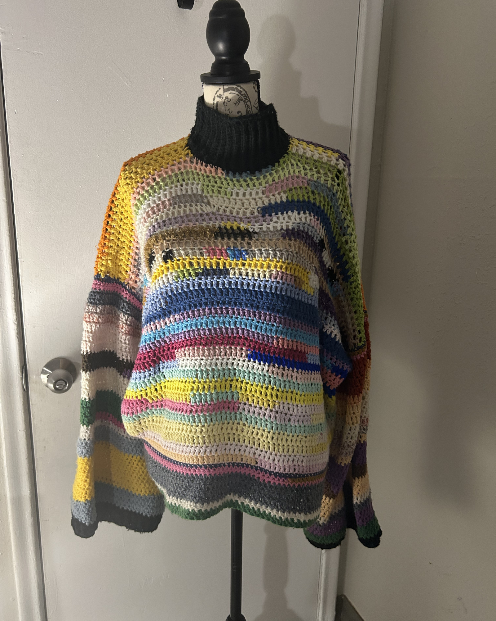 Original Collectible Bingo & Bongo Fishtank Scrap Yarn Sweater