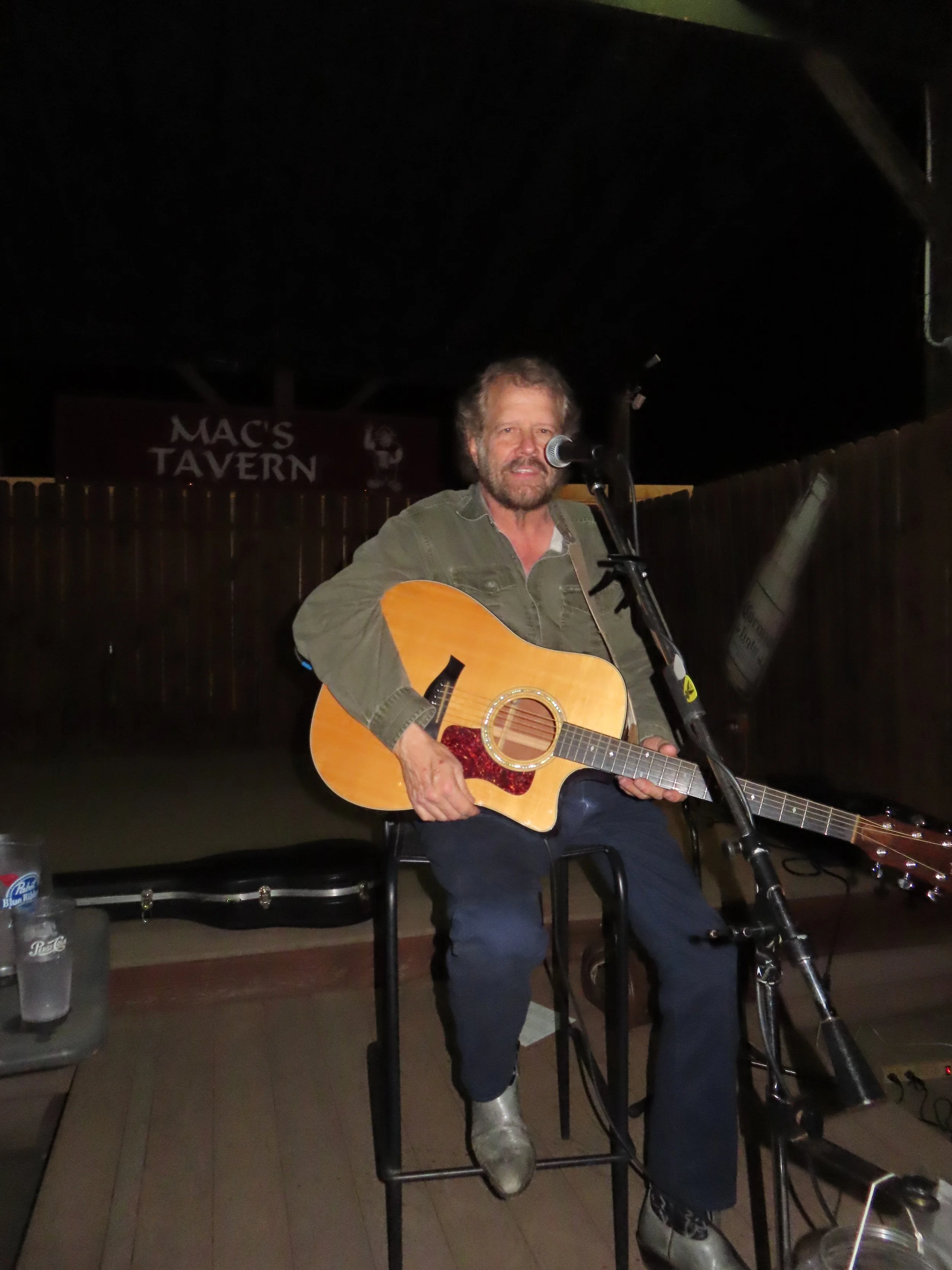 Live Music: Mac's Tavern