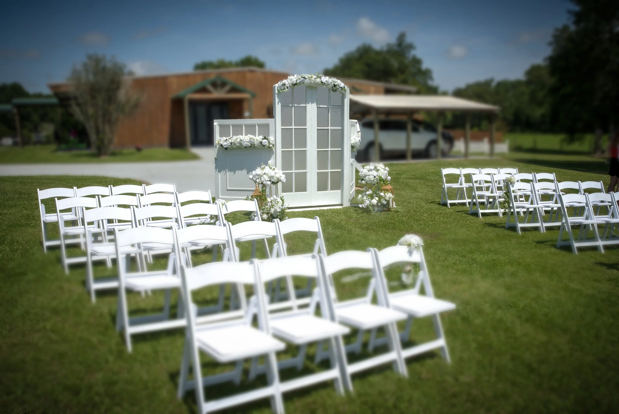 arched reveal with chairs .jpg