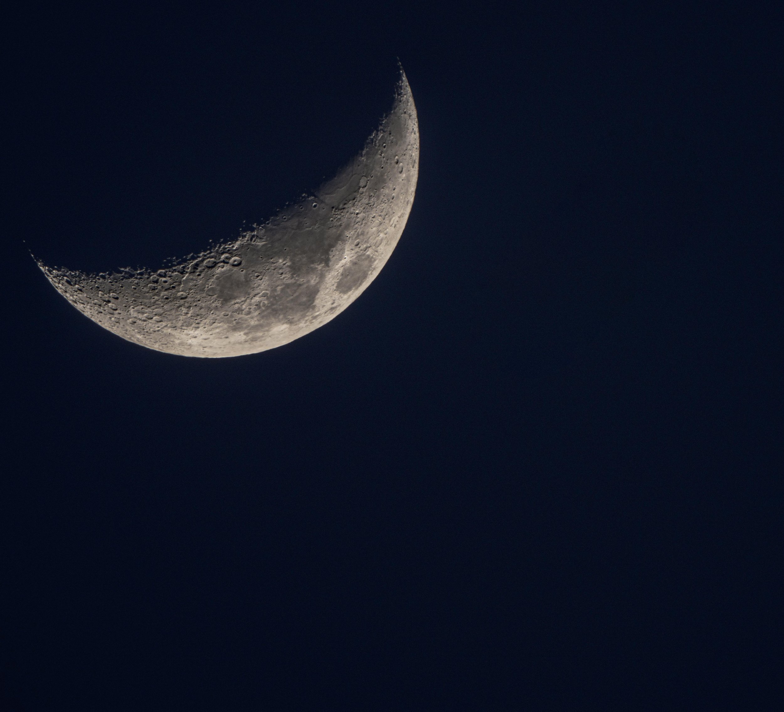 MoonApril17th2-05334.JPG