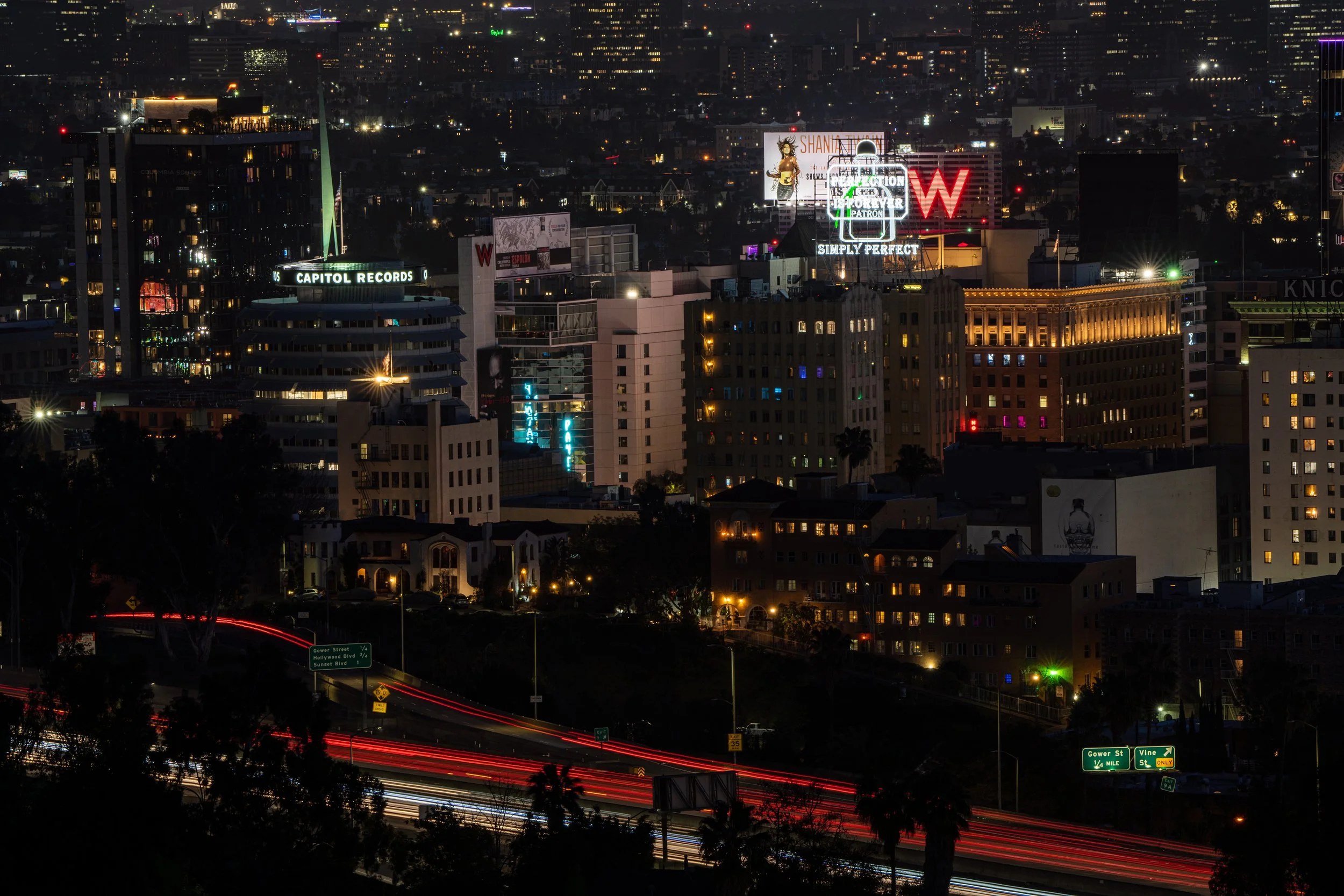 CapitolrecordsLongexposure-03537.jpg