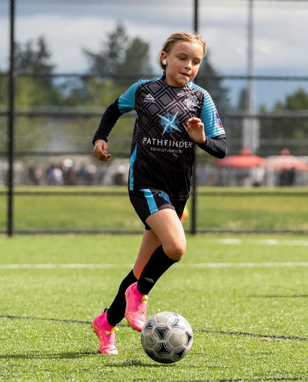 Supporting kids in sports is pivotal for their holistic development. At Sidoo Family Giving, we fund programs which ensure children are participating in sports at a young age. More than just physical benefits, sports teach valuable life lessons. Kids