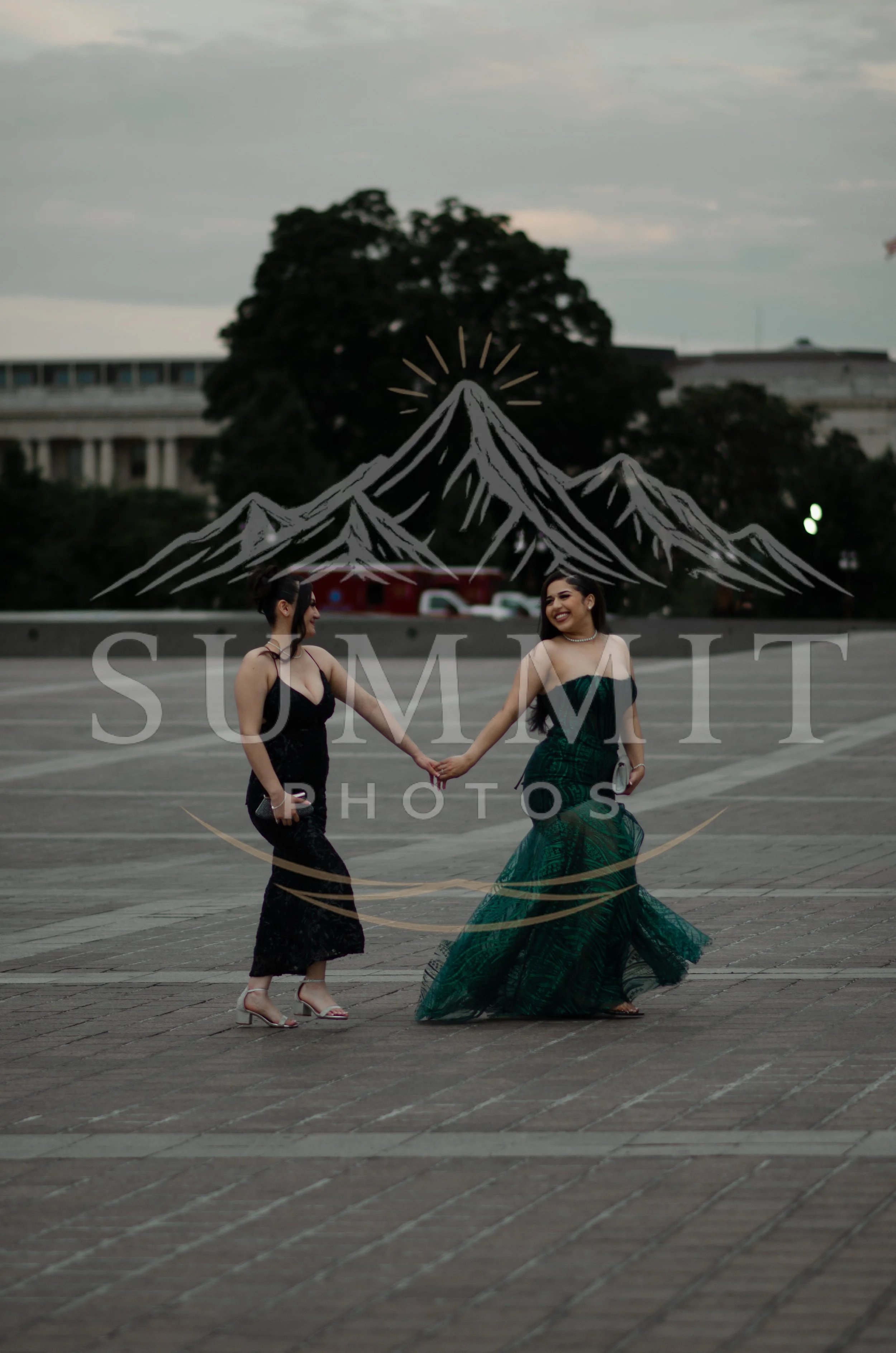 Hillary & Jennifer’s prom photos