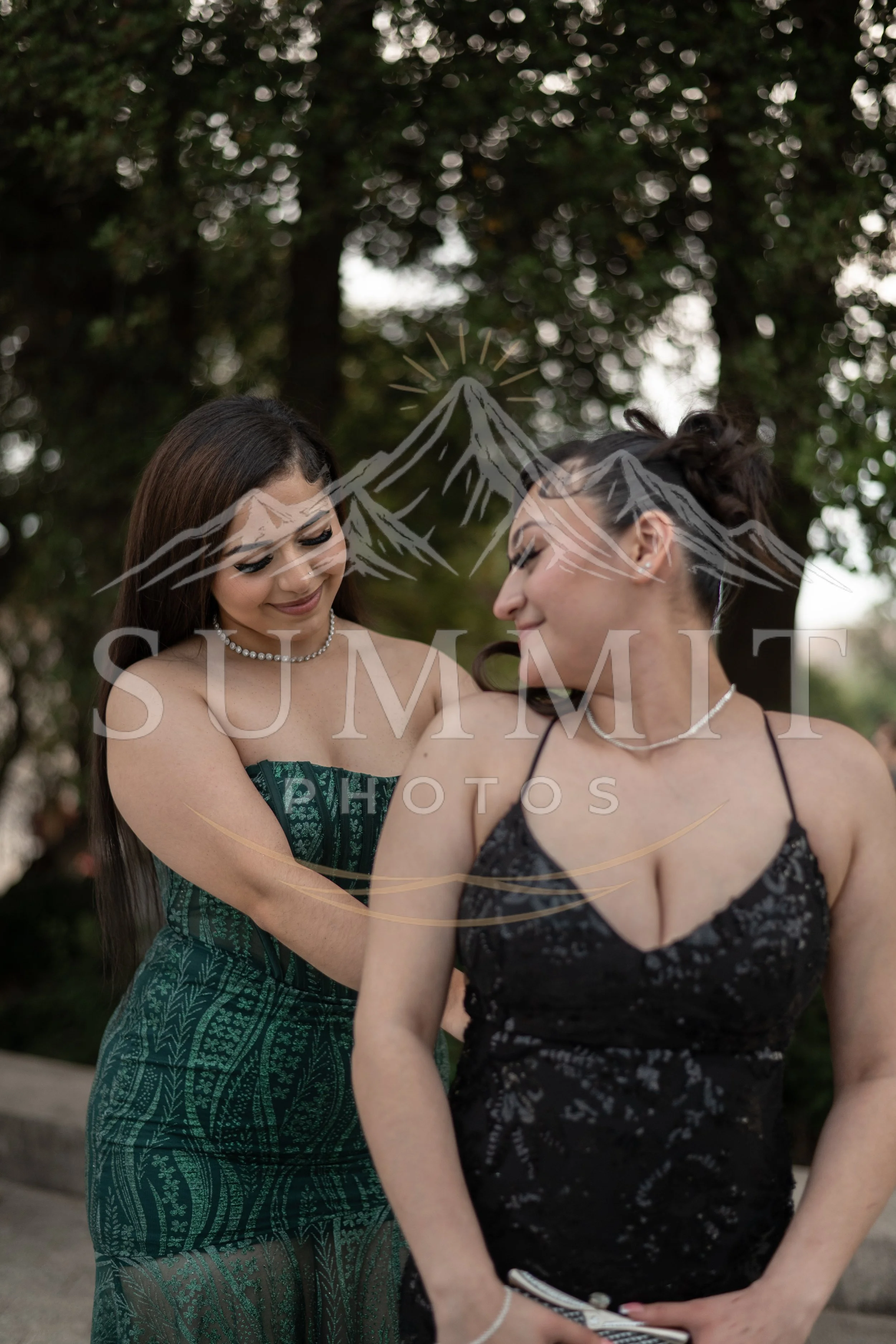 Hillary & Jennifer’s Prom Photos