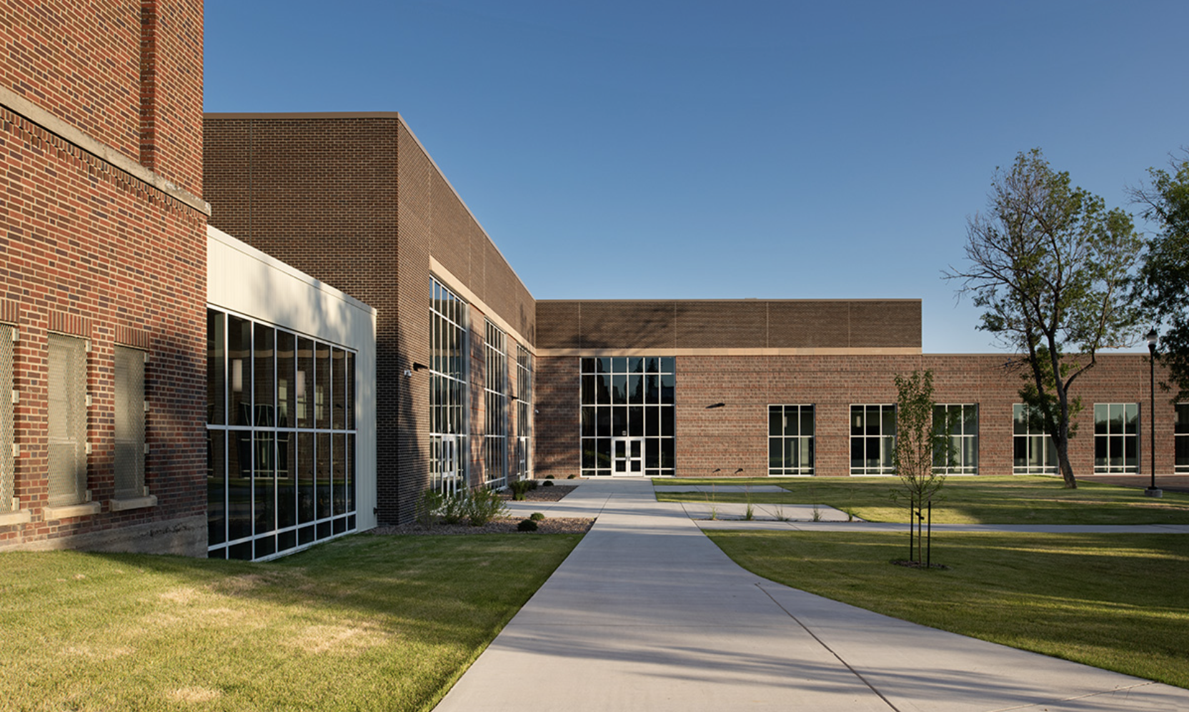 Great Falls High School - 45 Architecture