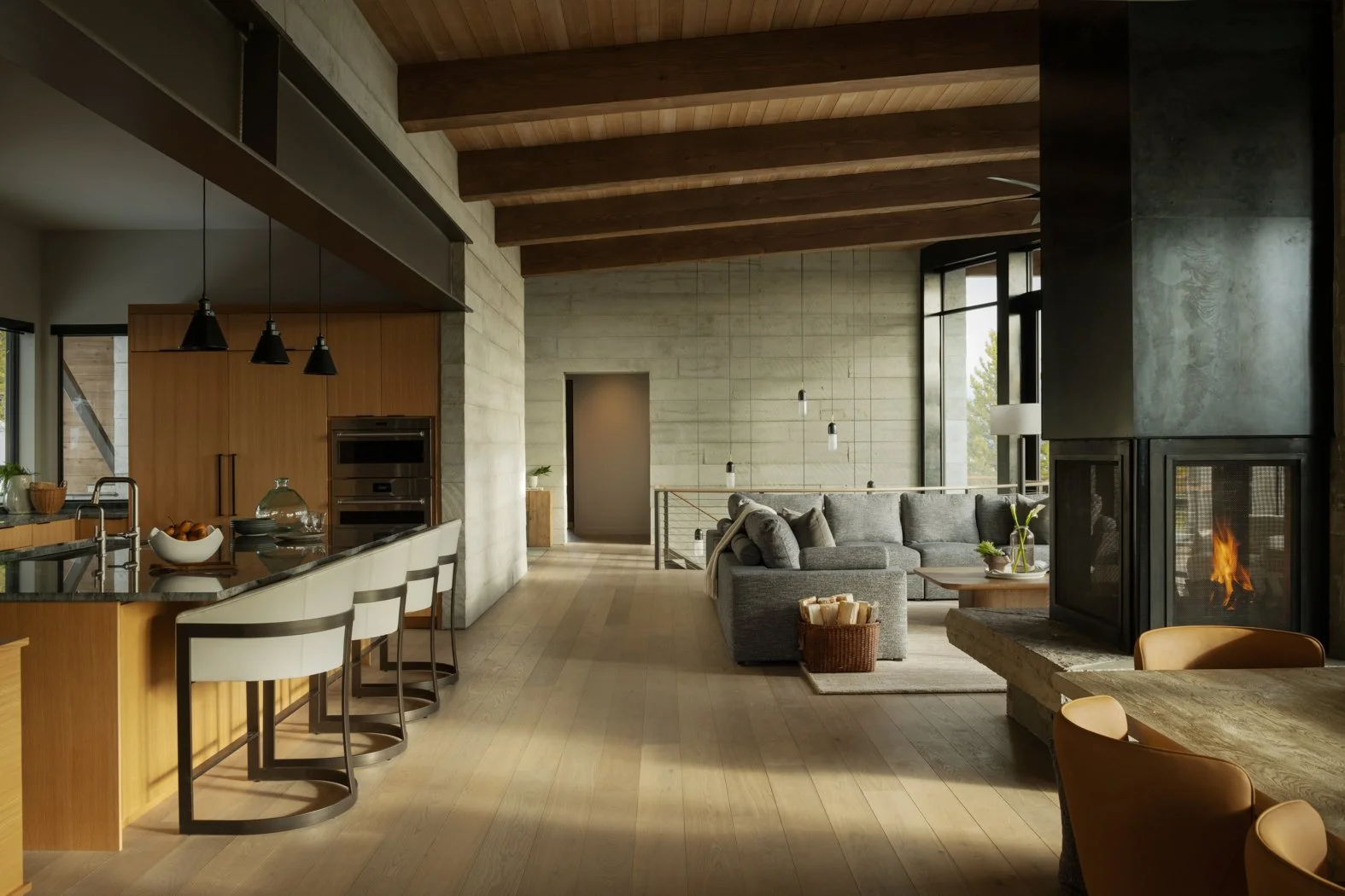 What to Expect the Day of an Architectural Photoshoot