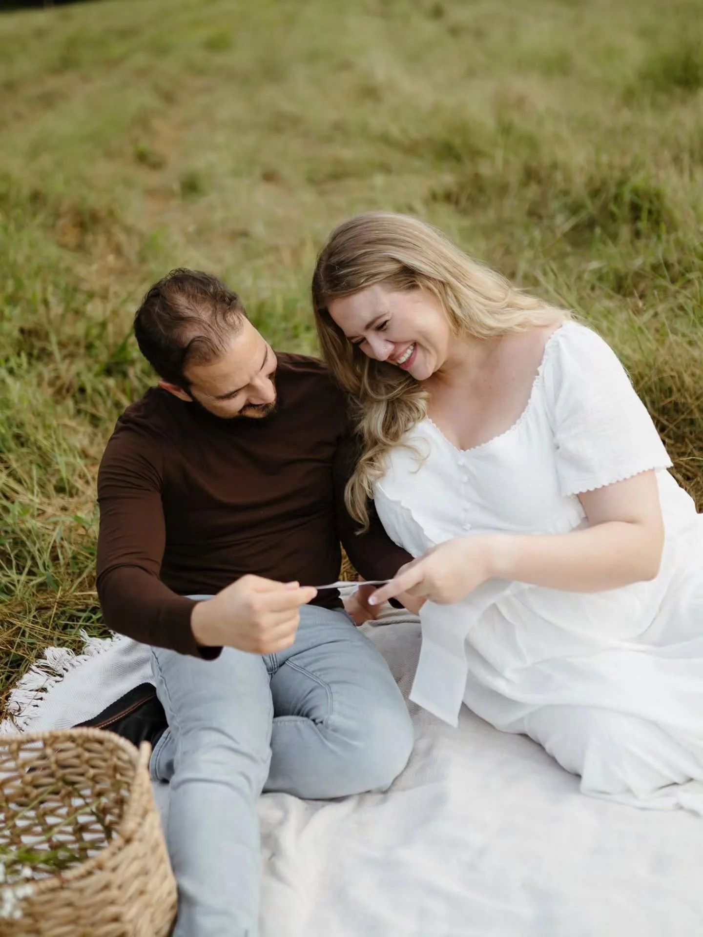 First baby on the way and life couldn't be any sweeter🐣

#charlottefamilyphotographer
#charlottematernityphotographer
#charlottenewbornphotographer
#charlottencphotographer
#charlotteportraitphotographer
