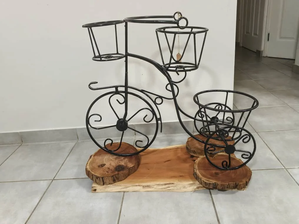 Product No: #00017 - Bicycle Steel Planter Stand Decor - 3 Flower Pot Holder for Garden Patio (glossy black; 75cm (L) x 65cm (H)): N$1,200.00