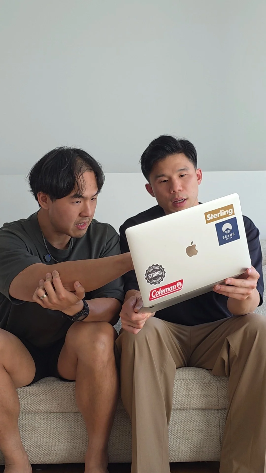 Daryl Leong Kelvin Leung cofounders at uncommon ground and mentors for physiotherapists in Melbourne discussing cases