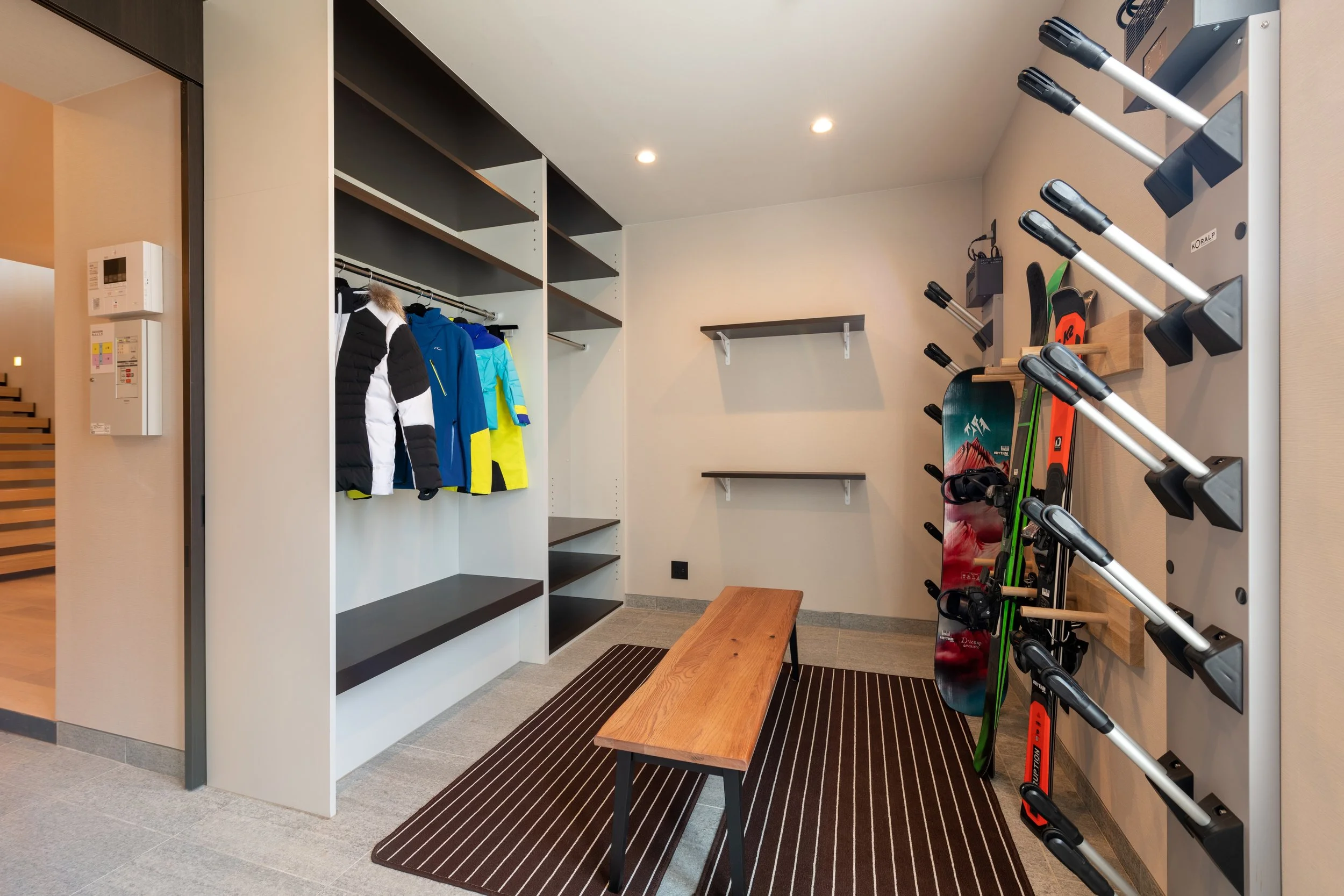 YKS-Ski Room-1FL (1).jpg