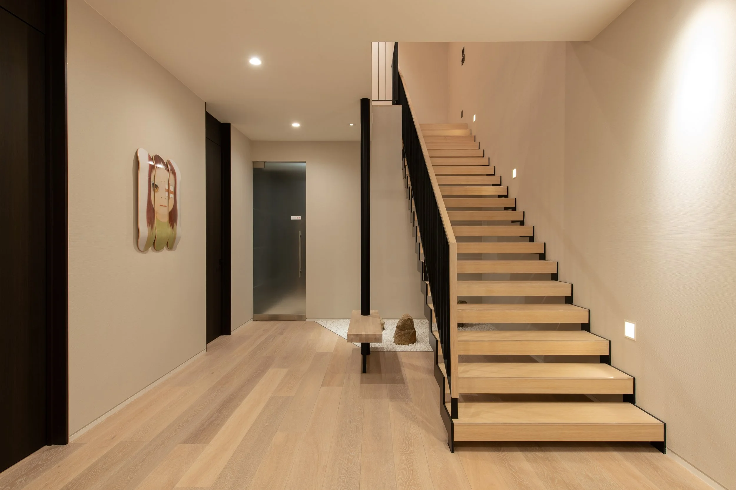 YKS-Hallway-1FL (1).jpg
