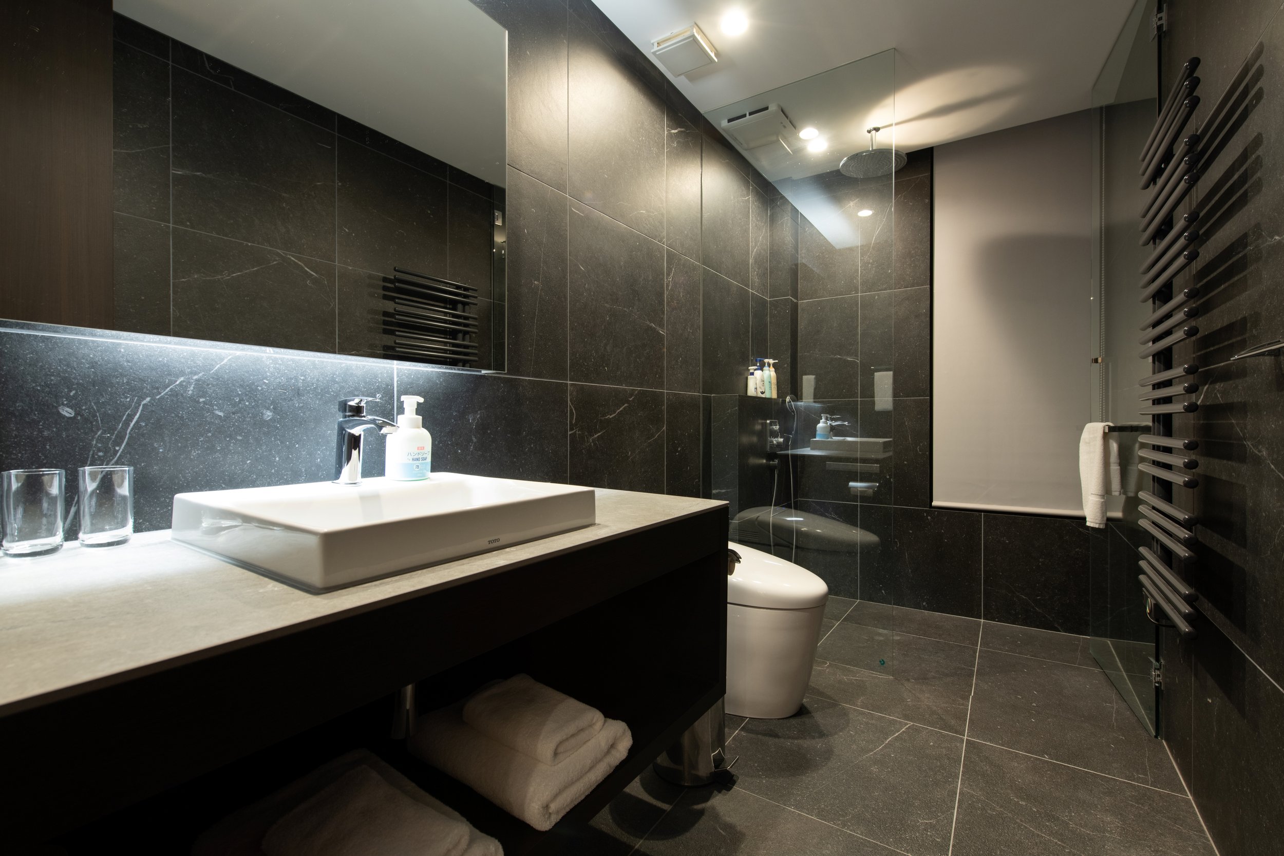 YKS-Bathroom (1).jpg