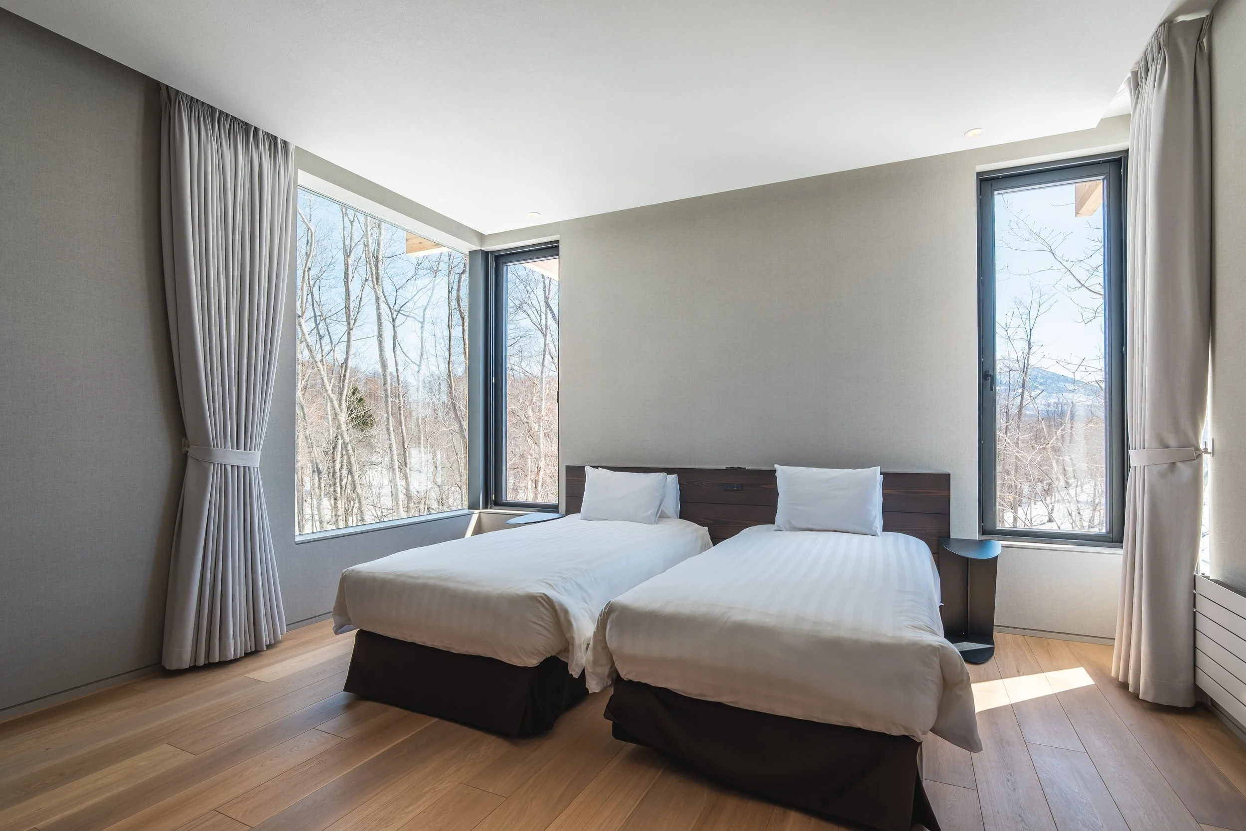 Yuki Drift_Niseko_12_Bedroom4.jpg