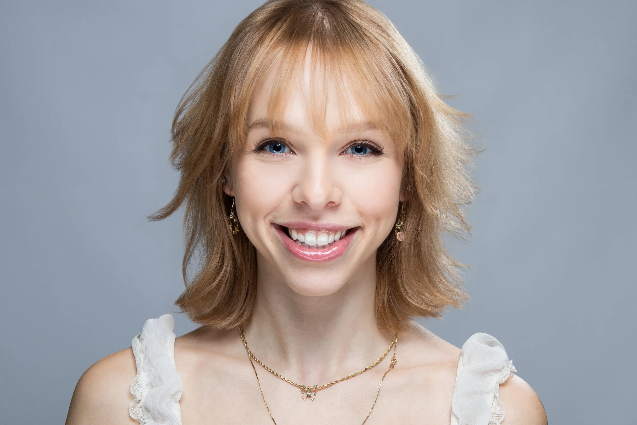 MiaKHeadshots-7.jpg