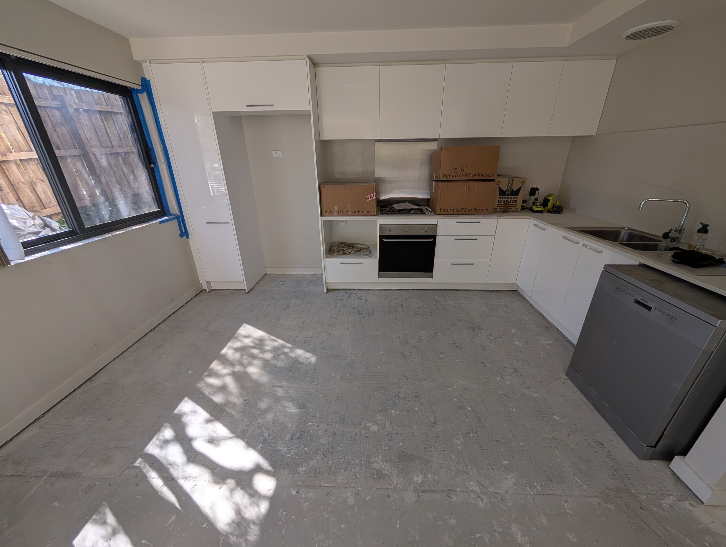 elevate property maintenance and repairs home care landscaping melbourne outer east and yarra valley deck build and repair pergola install tile removal