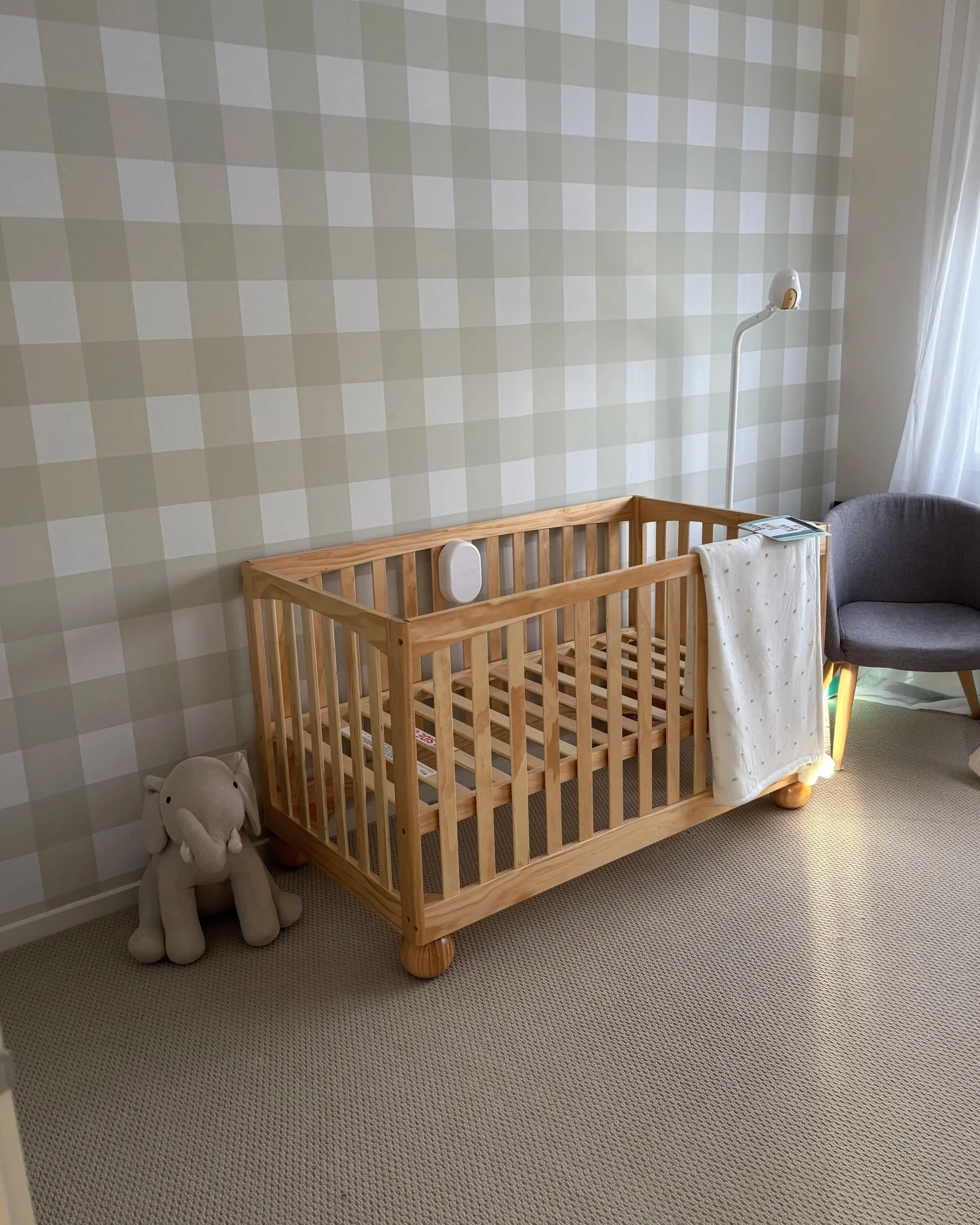 home wallpaper, painting plastering services pre sale home care landscaping maintenance and repairs