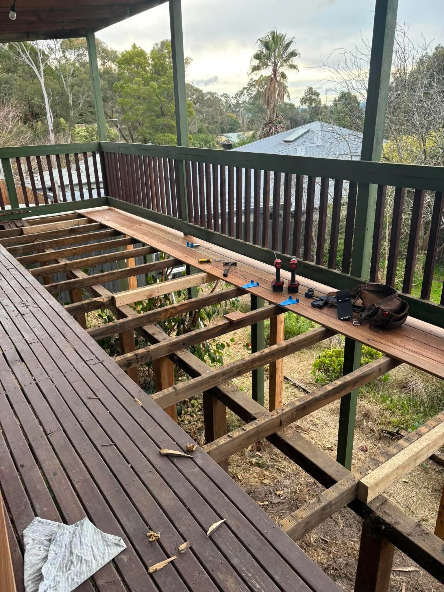 Elevate property maintenance decking deck repair and rebuild pergolas landscaping melbourne eastern suburbs and yarra valley