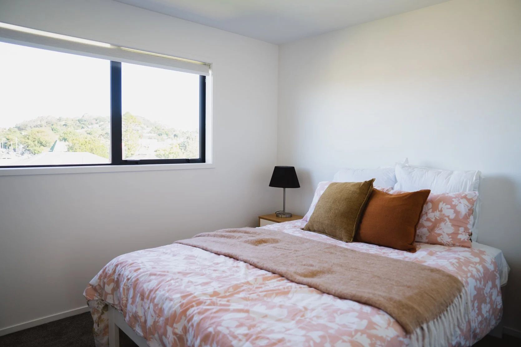 bed 1.jpg