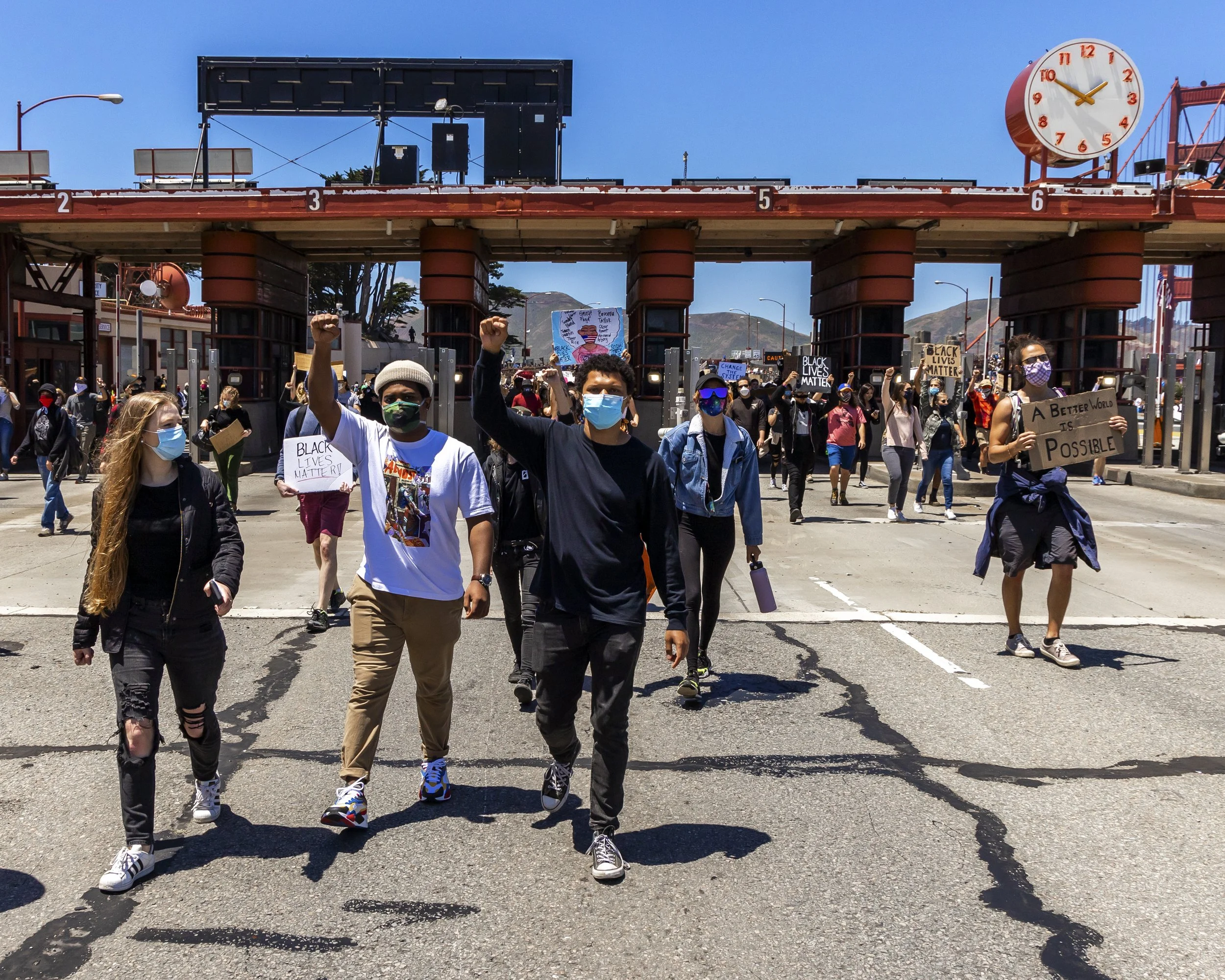 20200606SFBlackLivesMatterGoldenGateBridge4.jpg