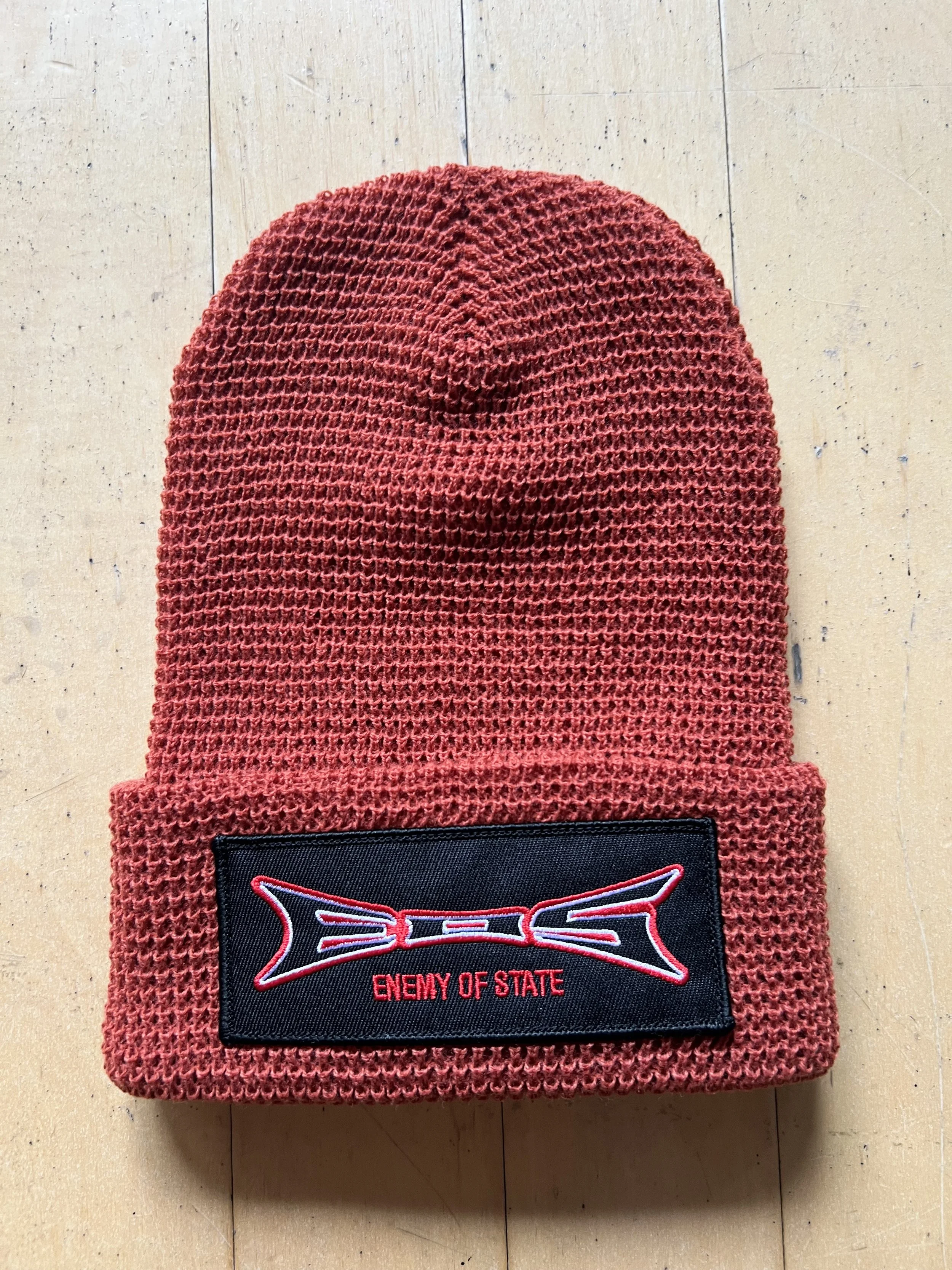 EOS EMBROIDERED PATCH BEANIE