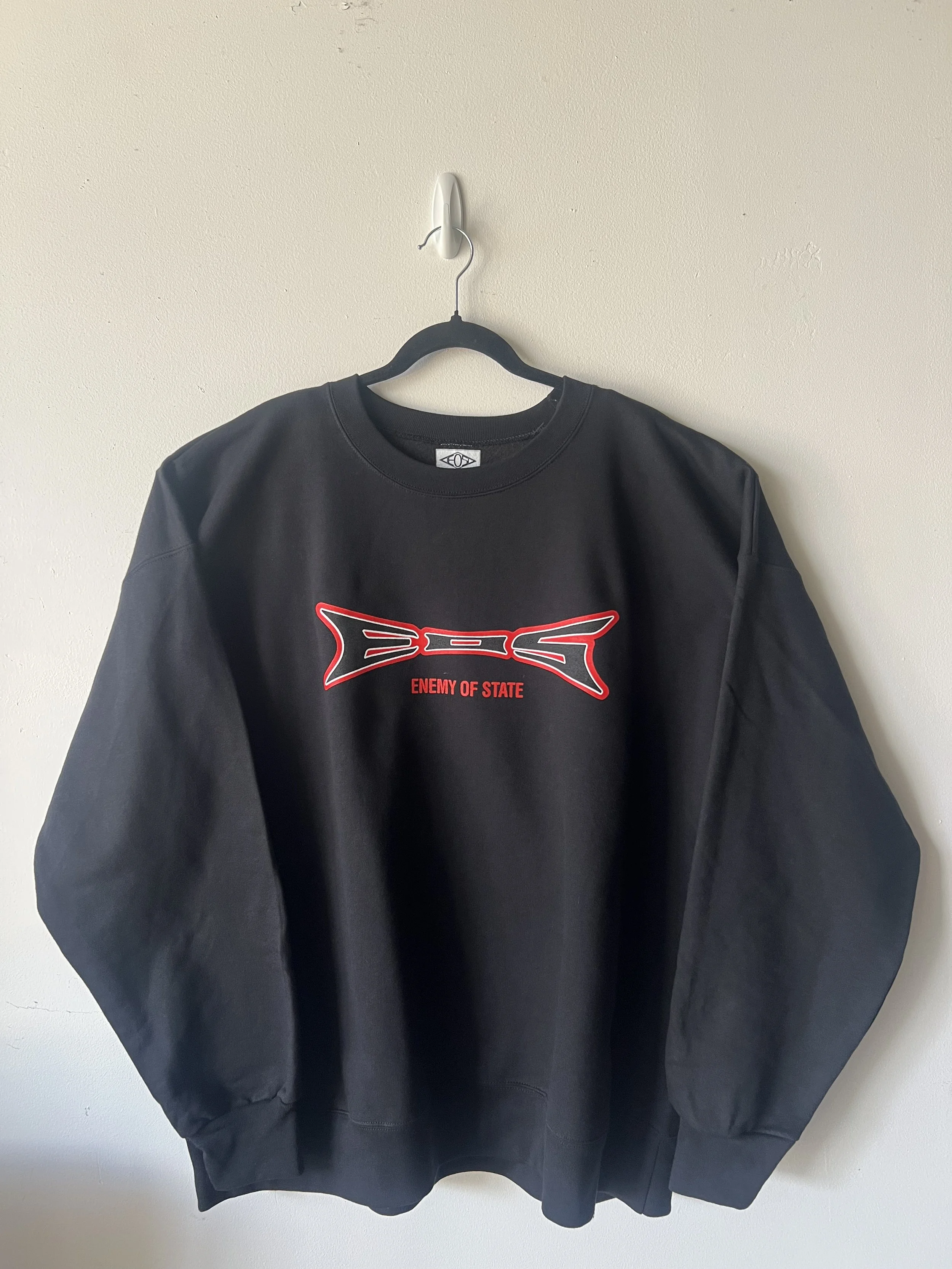 EOS PRINTED CREWNECK